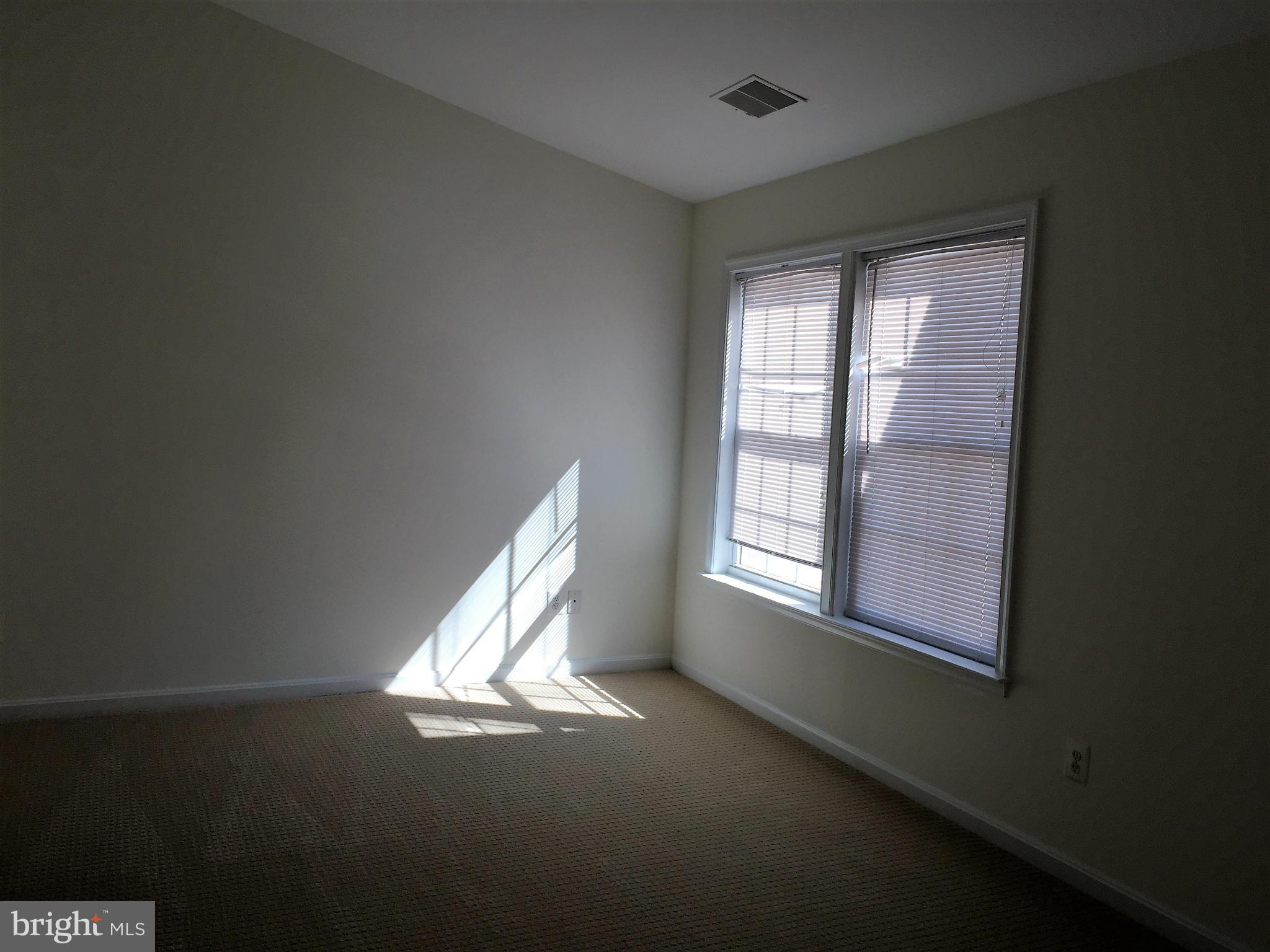 GUNSTON HILL - Residential