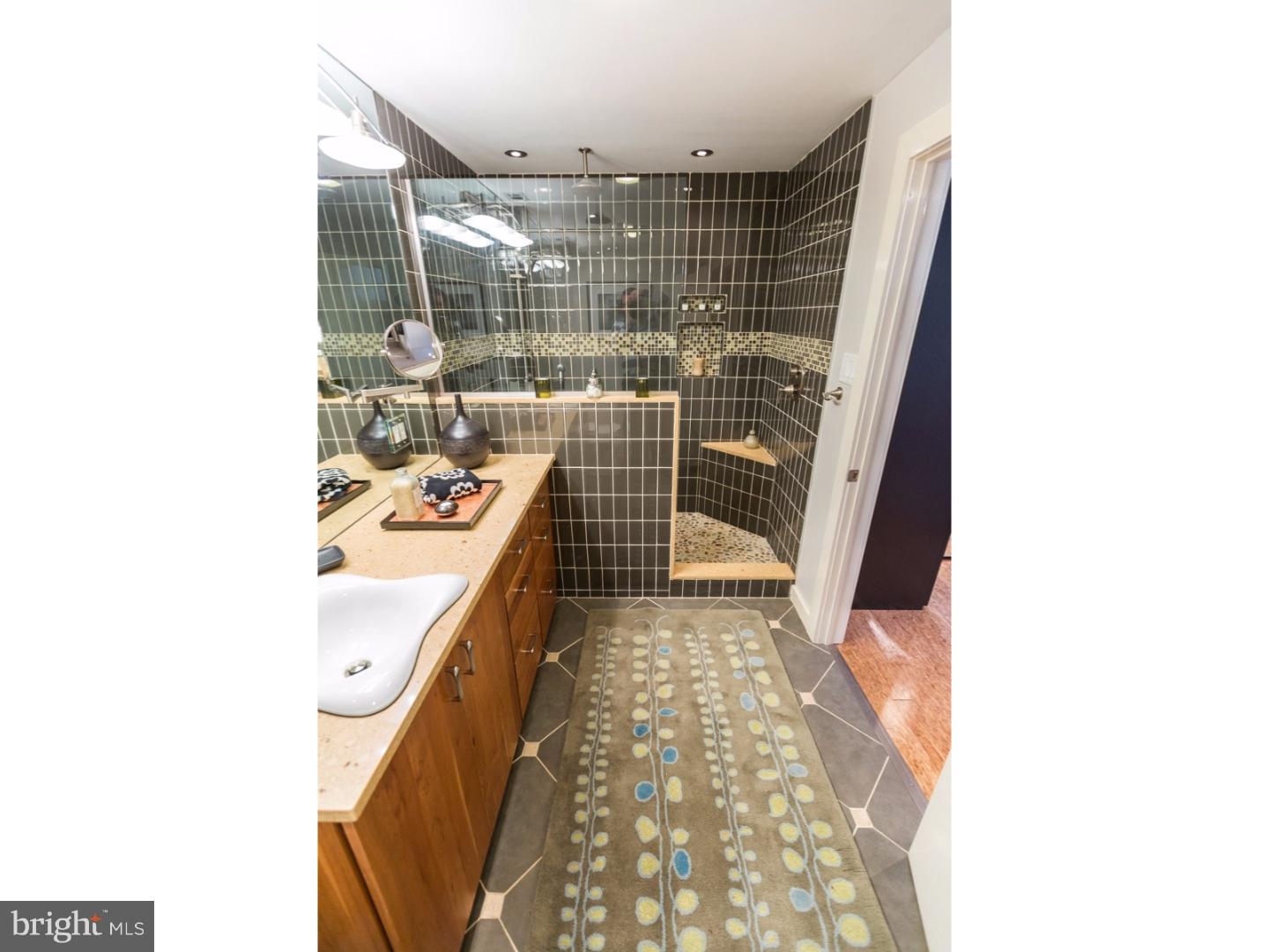 FAIRMOUNT - Residential