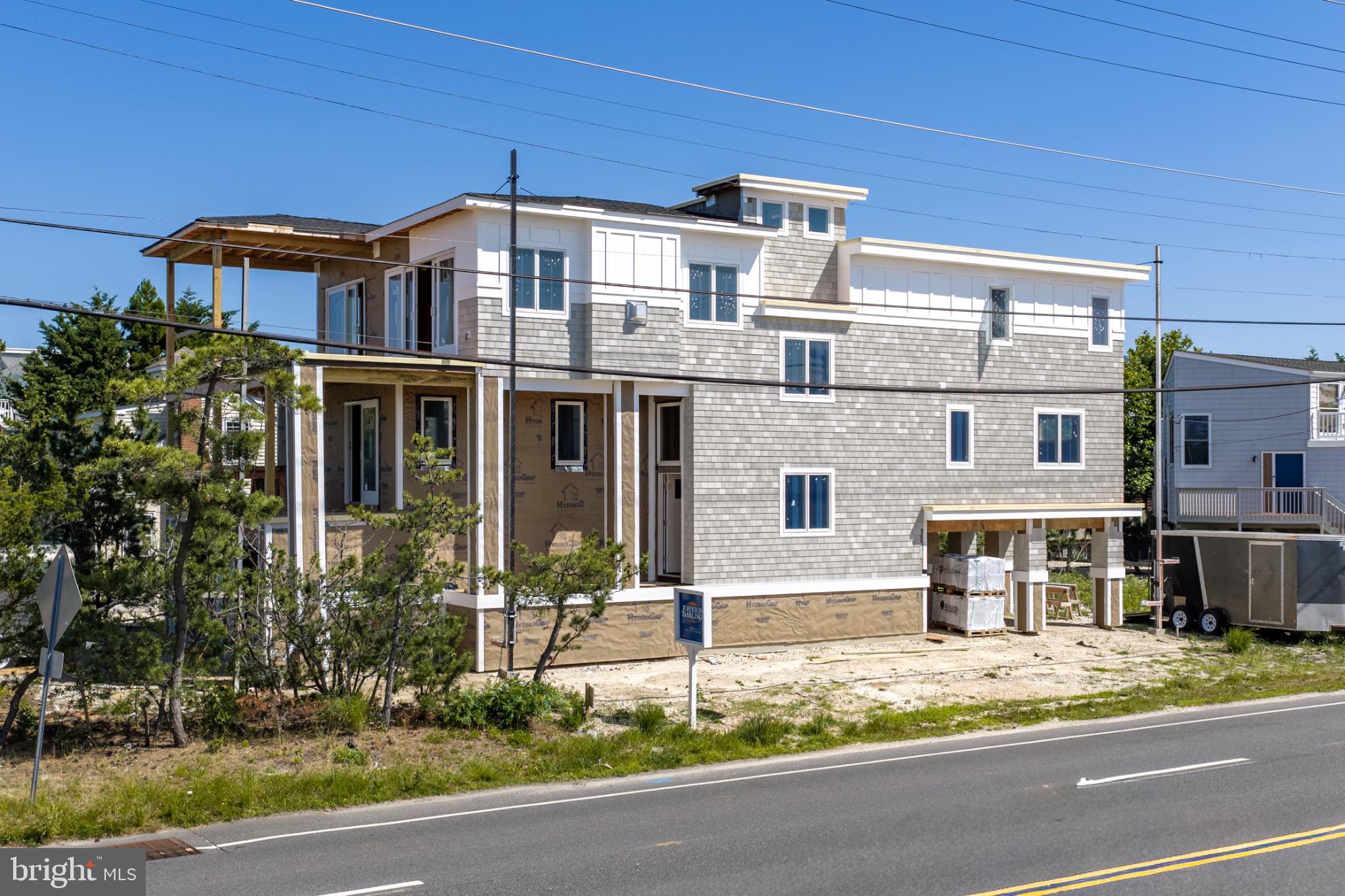 2 E CUMBERLAND AVENUE
