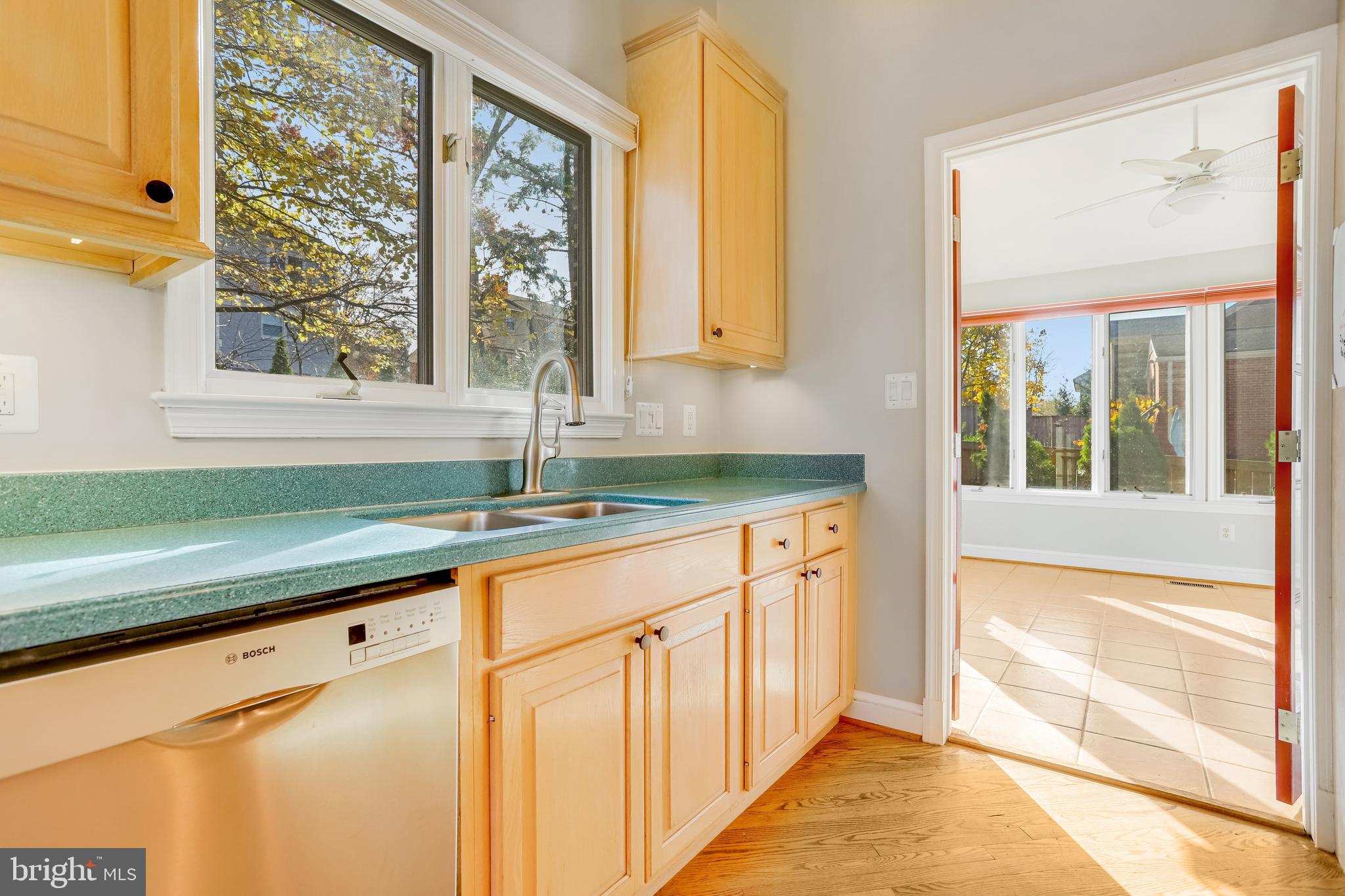 GOLF CLUB MANOR - Residential