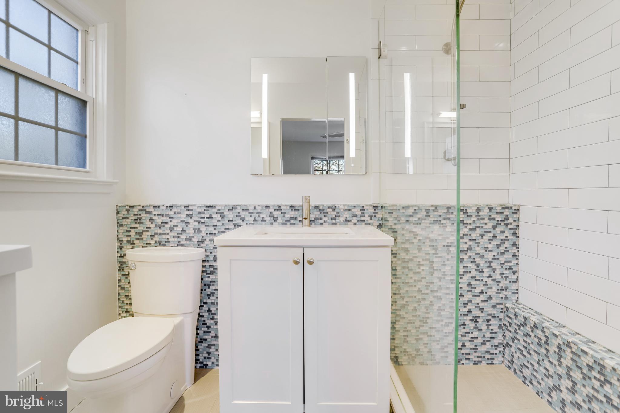 GOLF CLUB MANOR - Residential