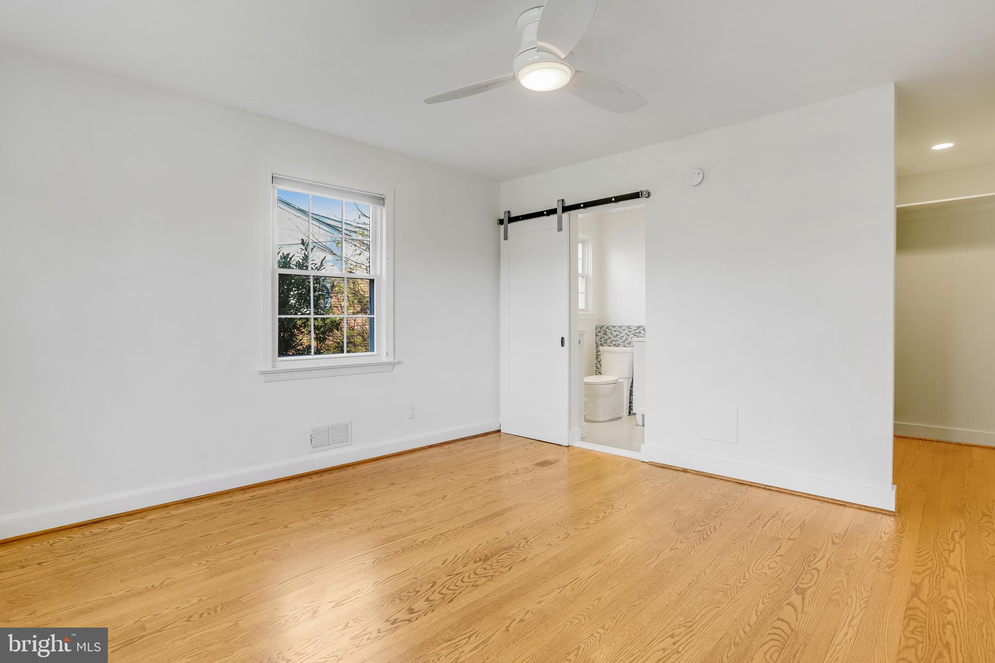 GOLF CLUB MANOR - Residential