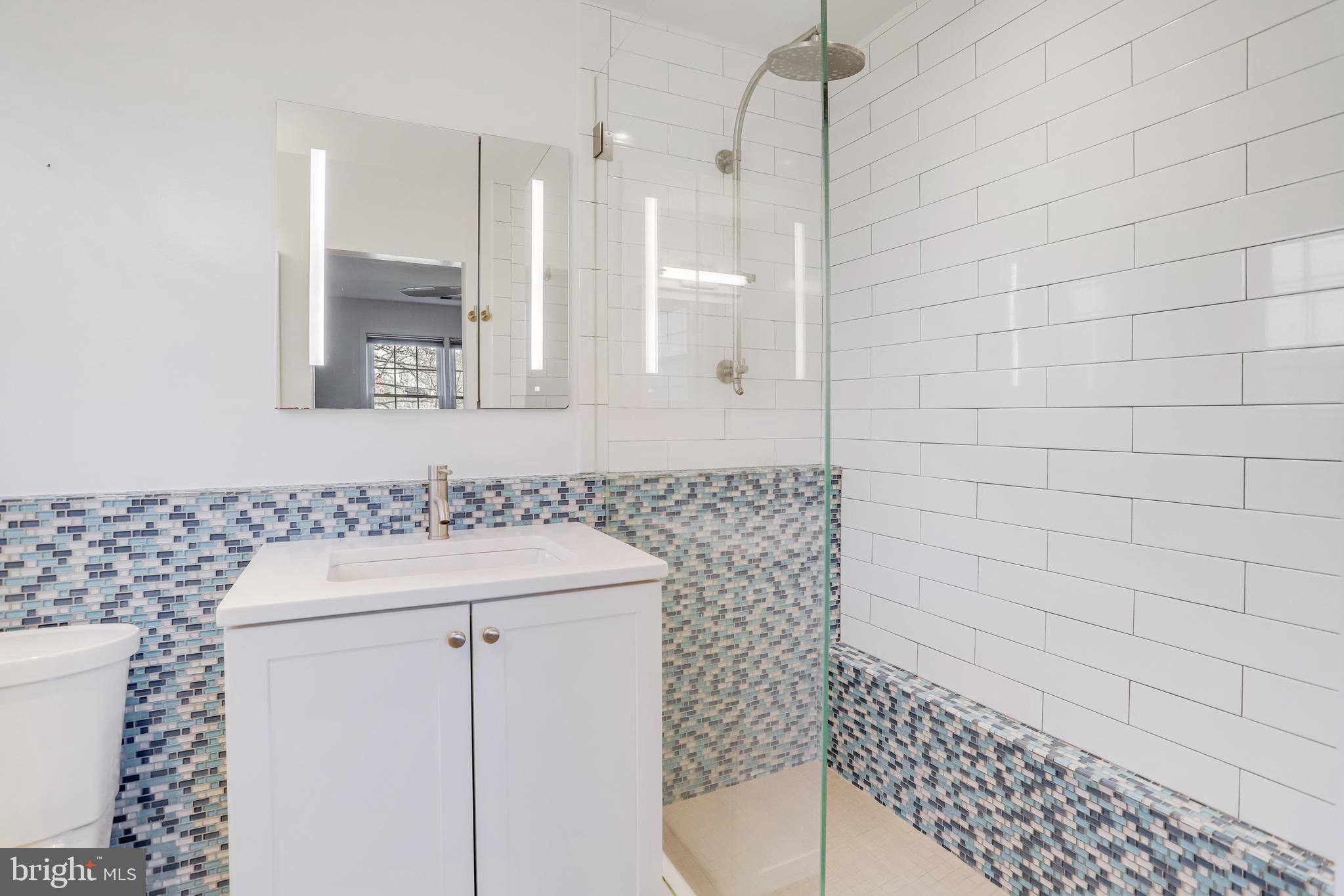 GOLF CLUB MANOR - Residential