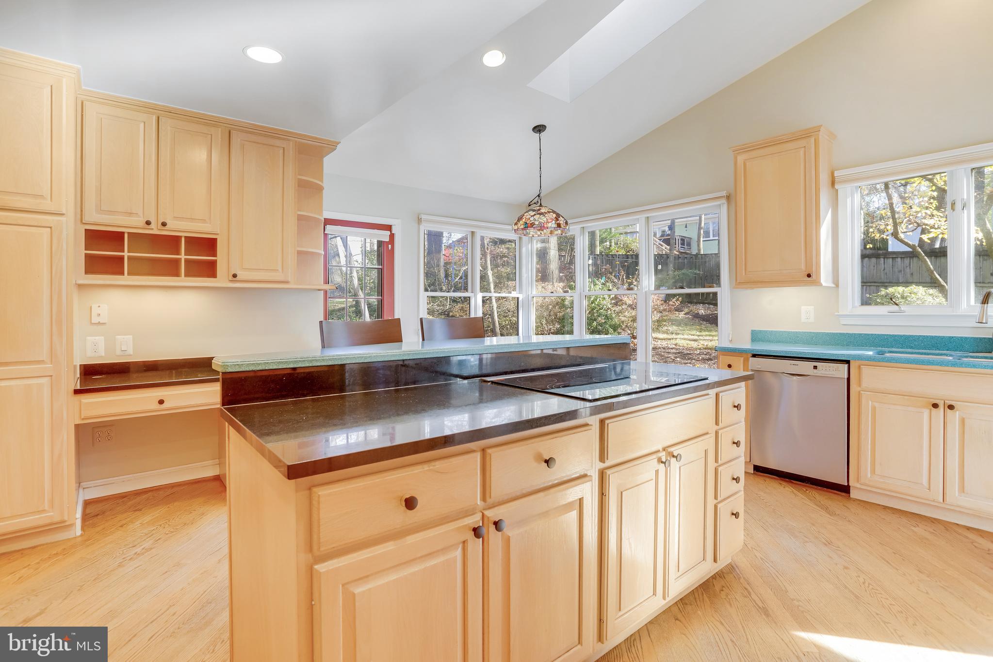 GOLF CLUB MANOR - Residential