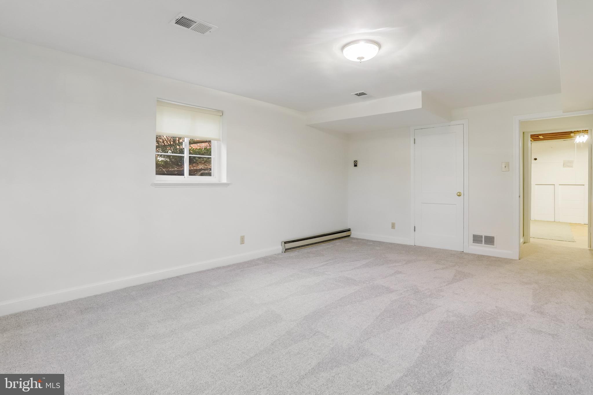 GOLF CLUB MANOR - Residential