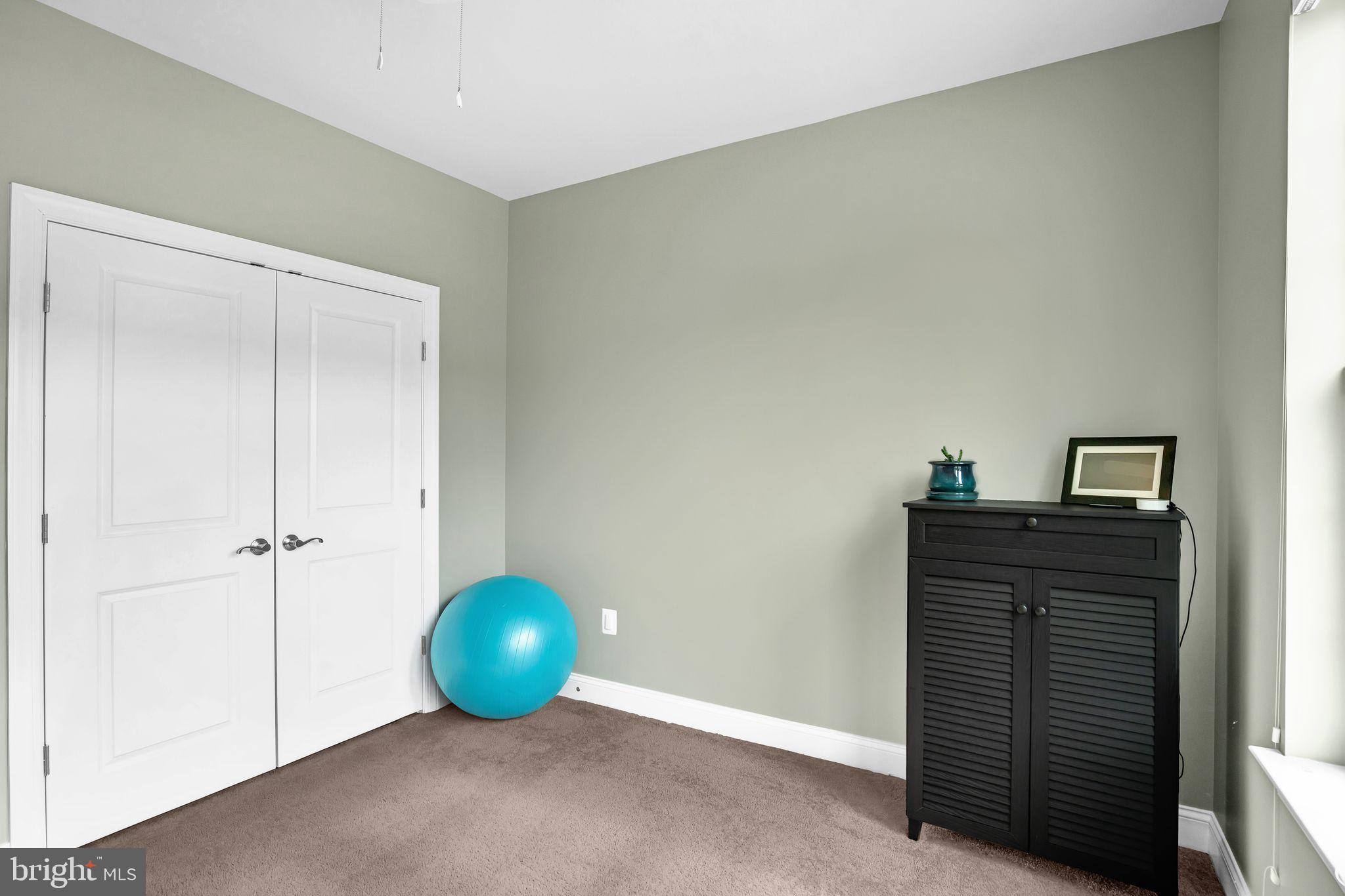 THE VILLAGES OF STEEPLECHASE - Residential