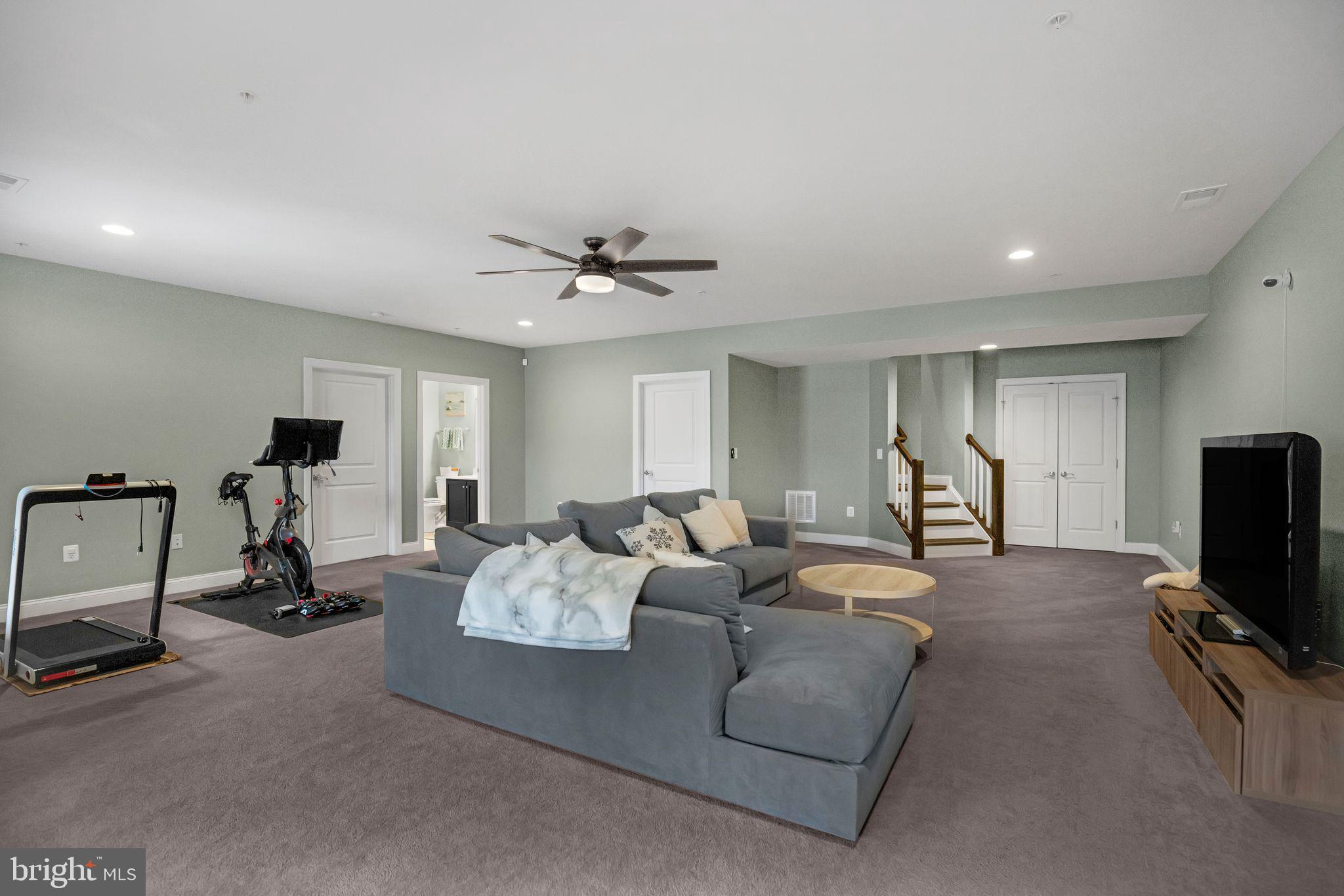 THE VILLAGES OF STEEPLECHASE - Residential