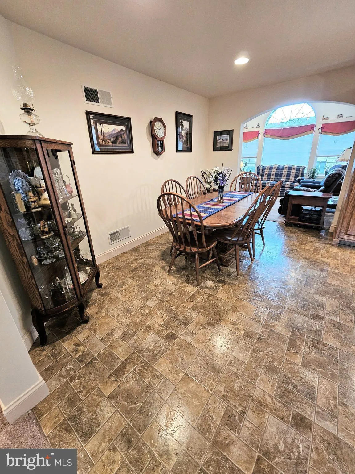 Mount Joy, Pennsylvania 17552, United States, 3 Bedrooms Bedrooms, ,3 BathroomsBathrooms,Residential,Pending,16517