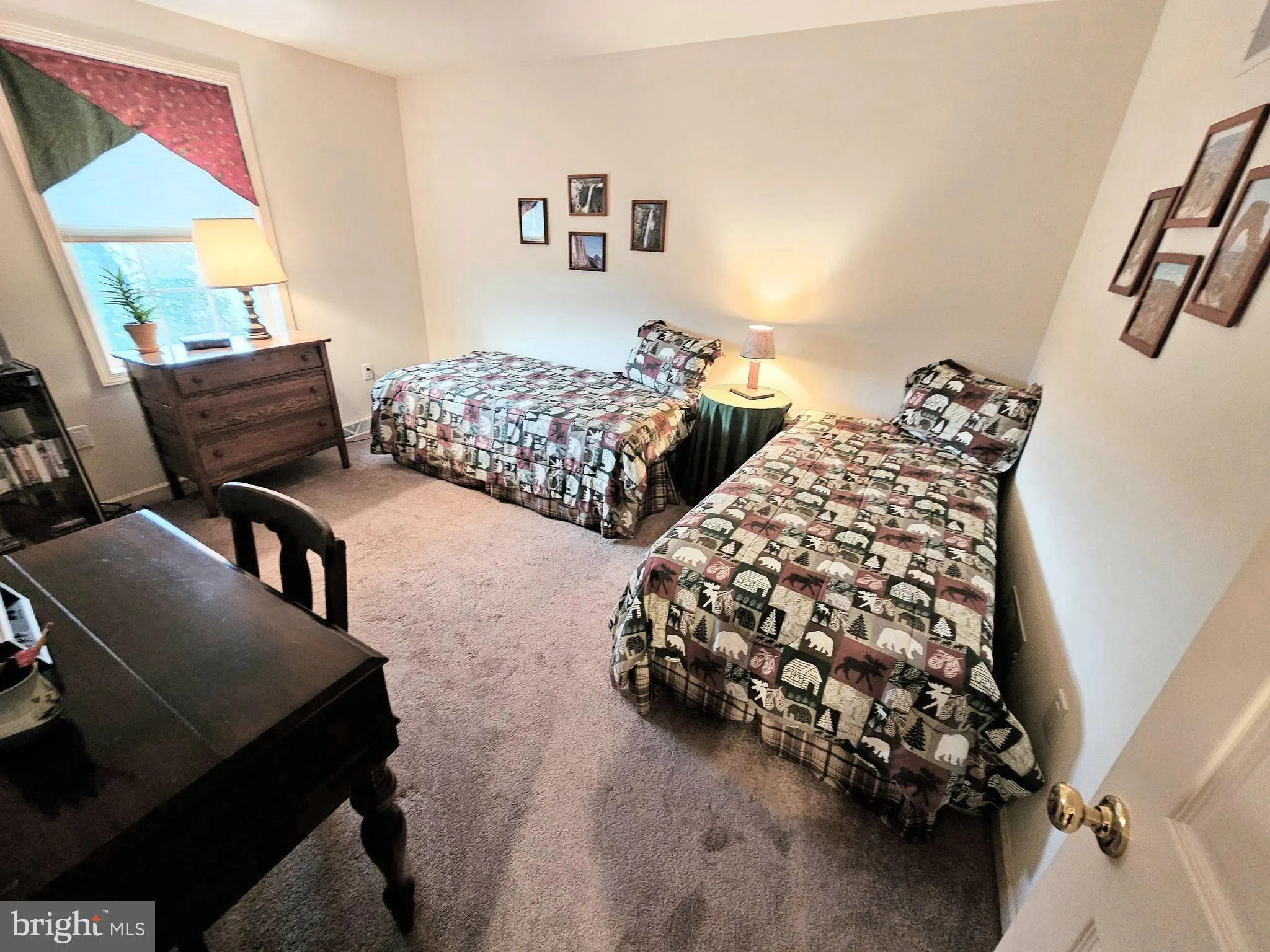 Mount Joy, Pennsylvania 17552, United States, 3 Bedrooms Bedrooms, ,3 BathroomsBathrooms,Residential,Pending,16517