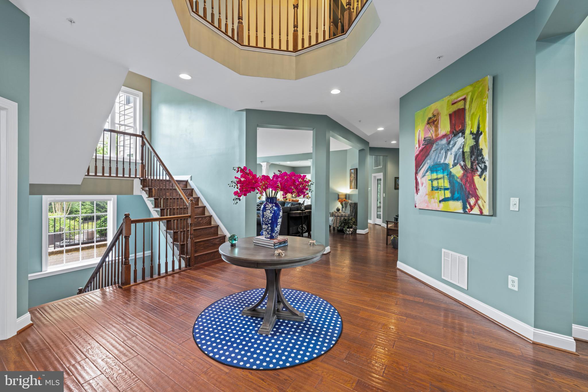 BEACH TREE - Residential Lease