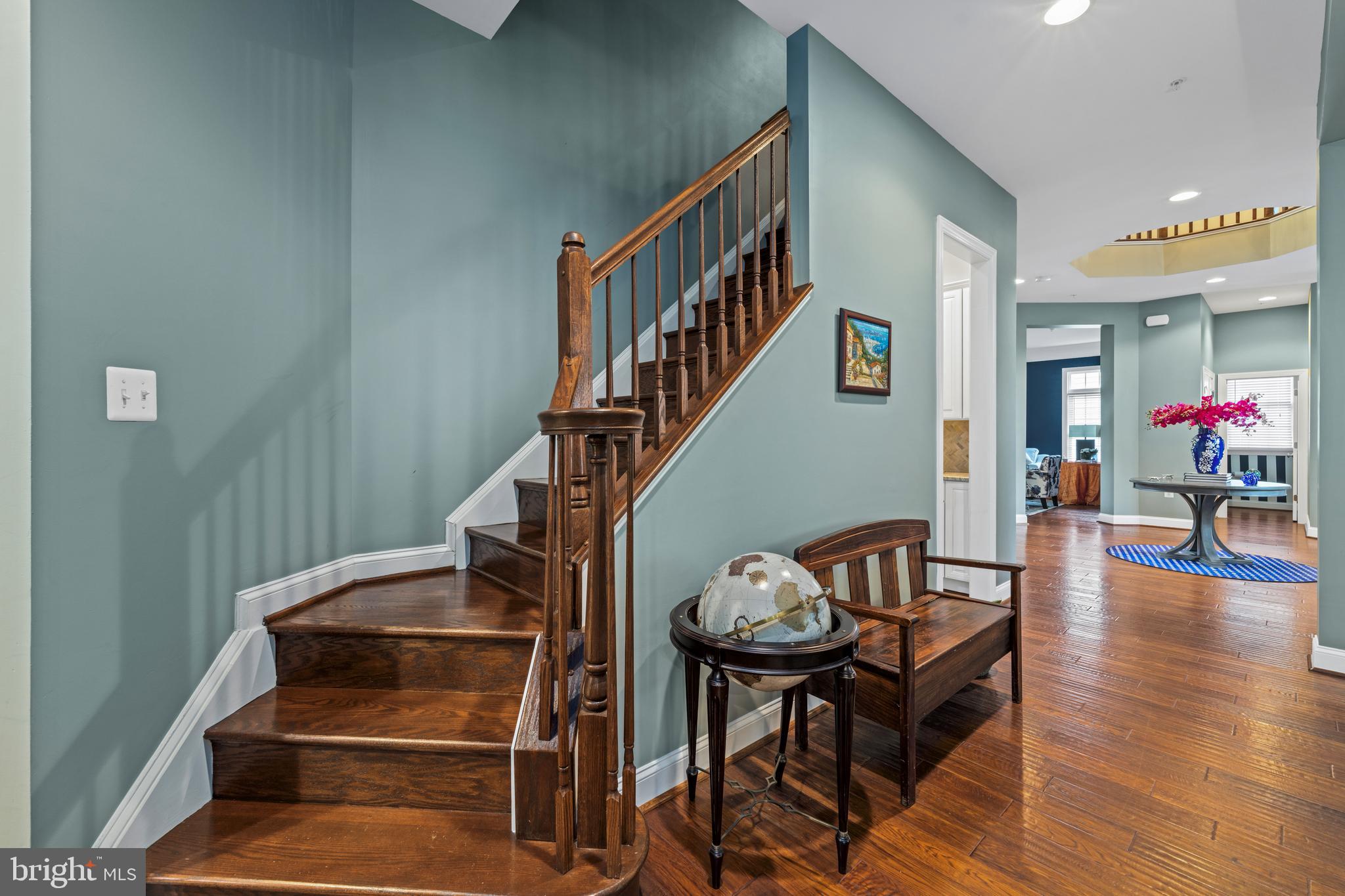 BEACH TREE - Residential Lease