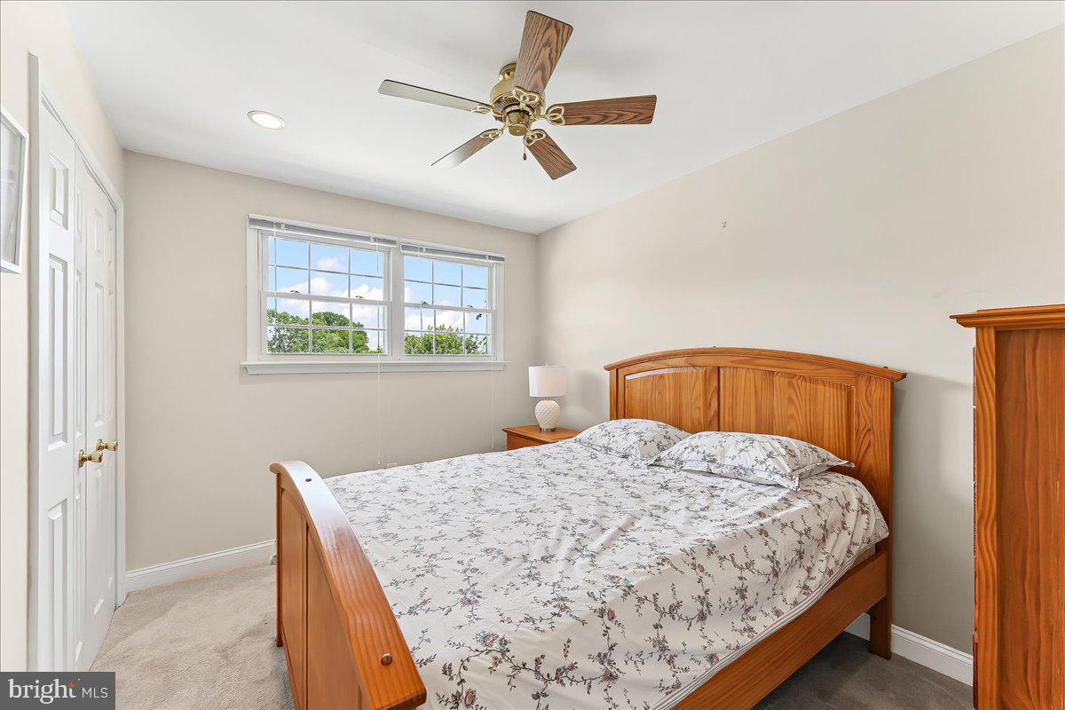 ROLLING GREEN - Residential