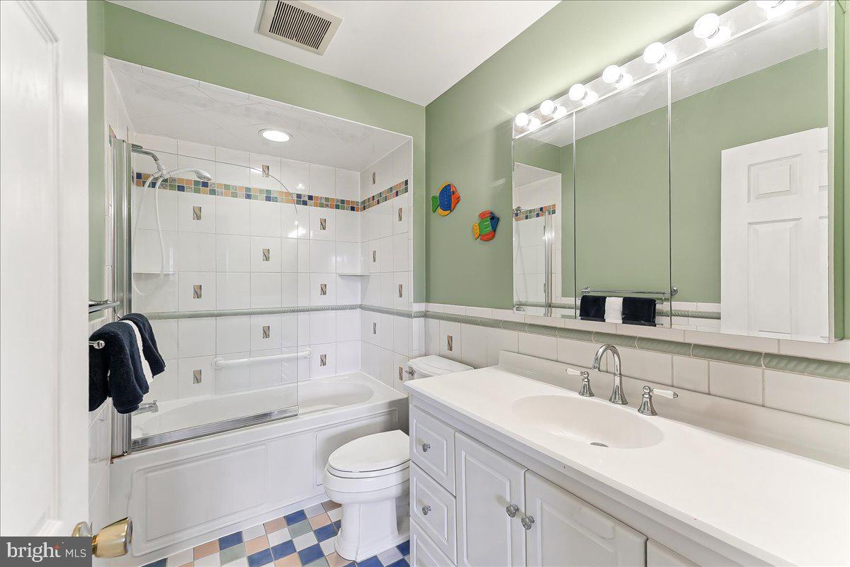 ROLLING GREEN - Residential