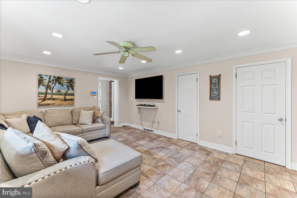 ROLLING GREEN - Residential