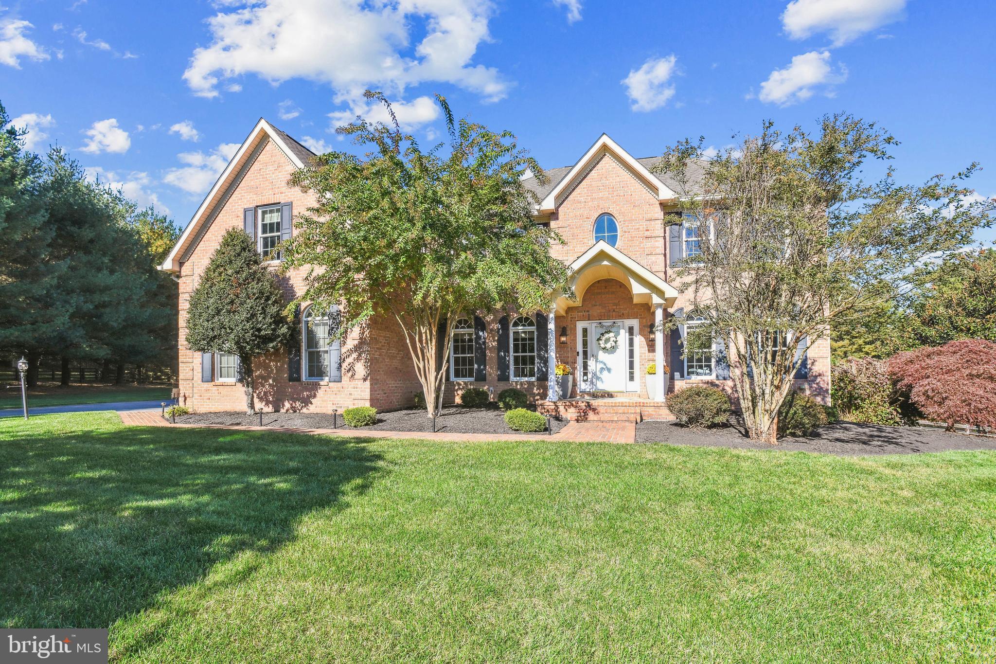 JENNA ESTATES - Residential