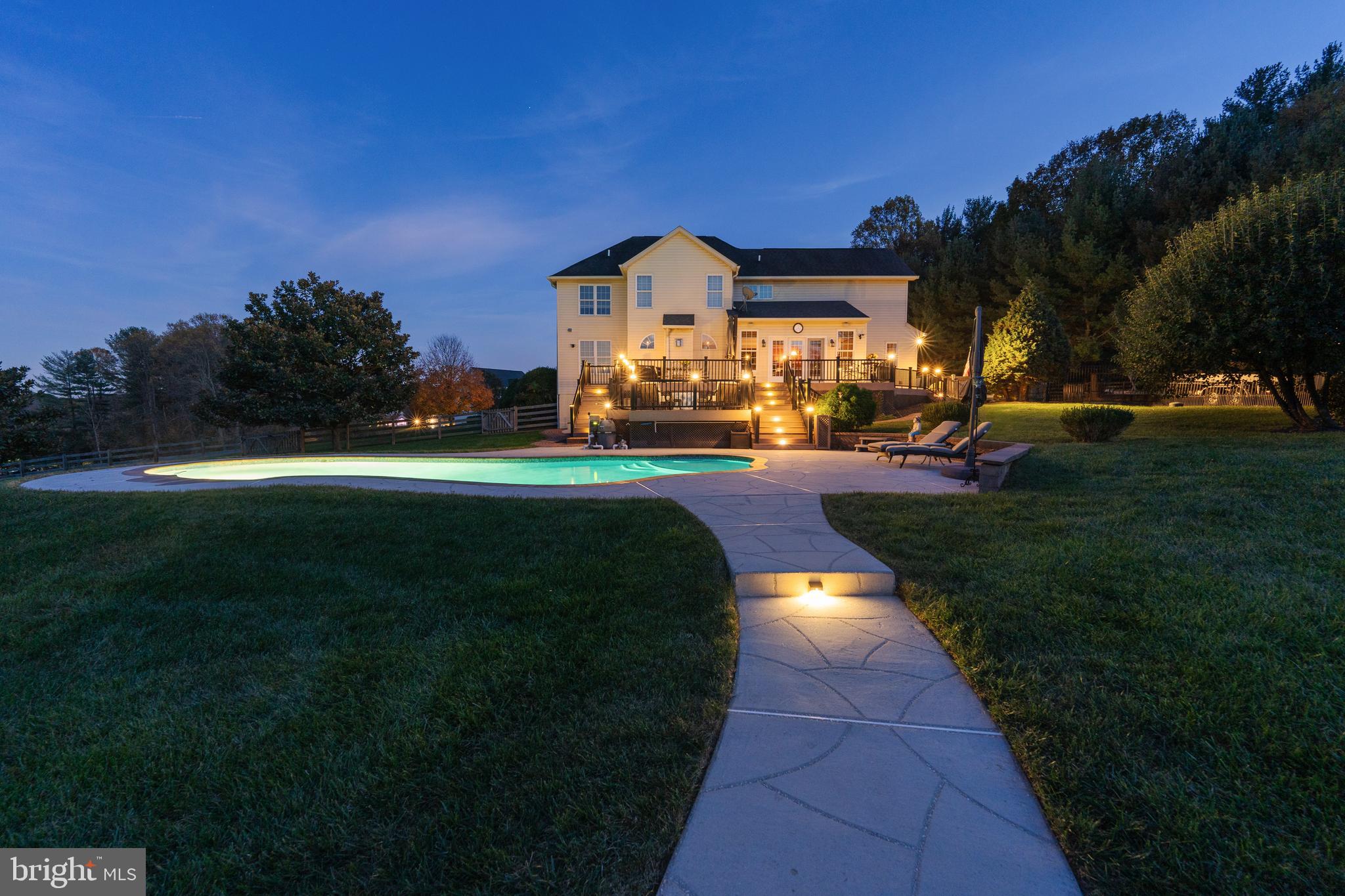 JENNA ESTATES - Residential