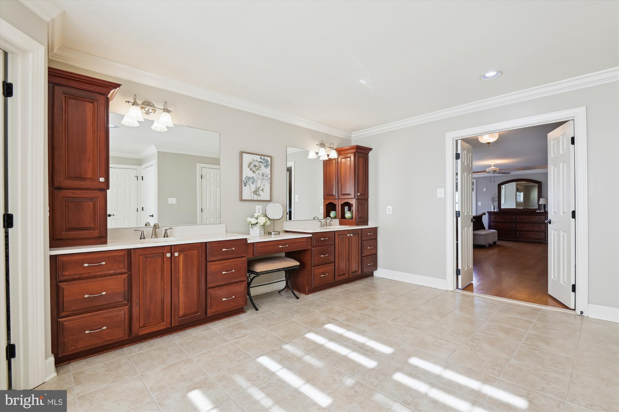 JENNA ESTATES - Residential