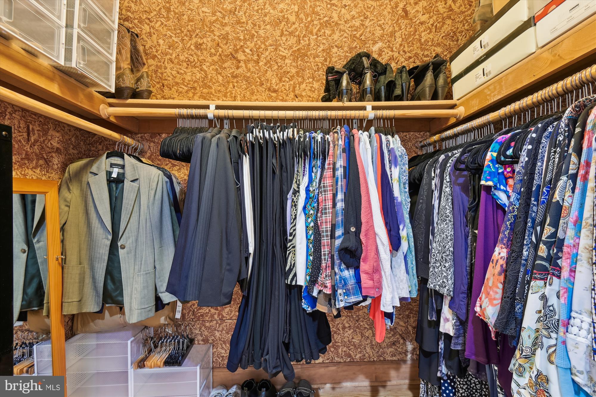 JENNA ESTATES - Residential