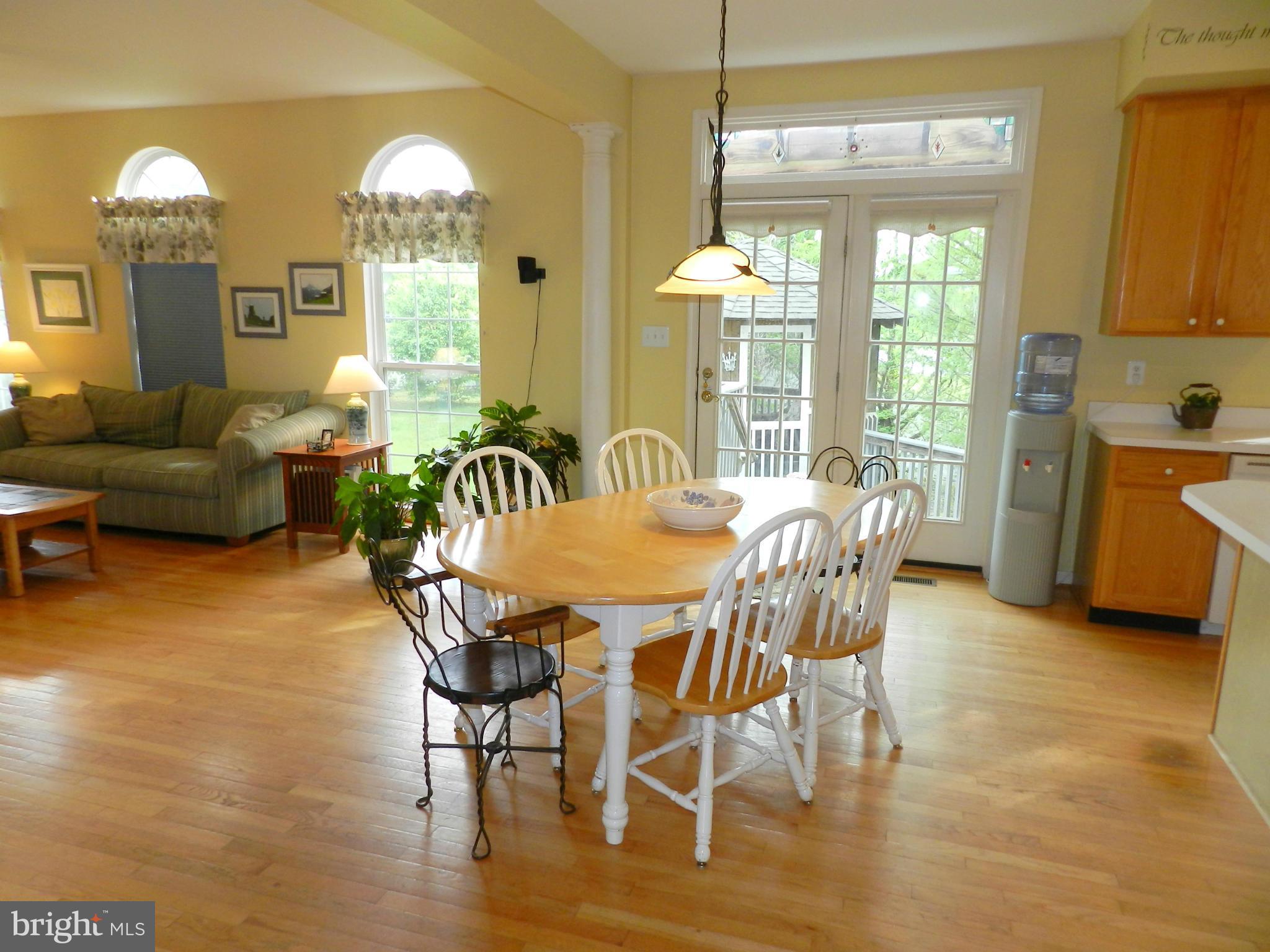 HUNTERS RUN - Residential