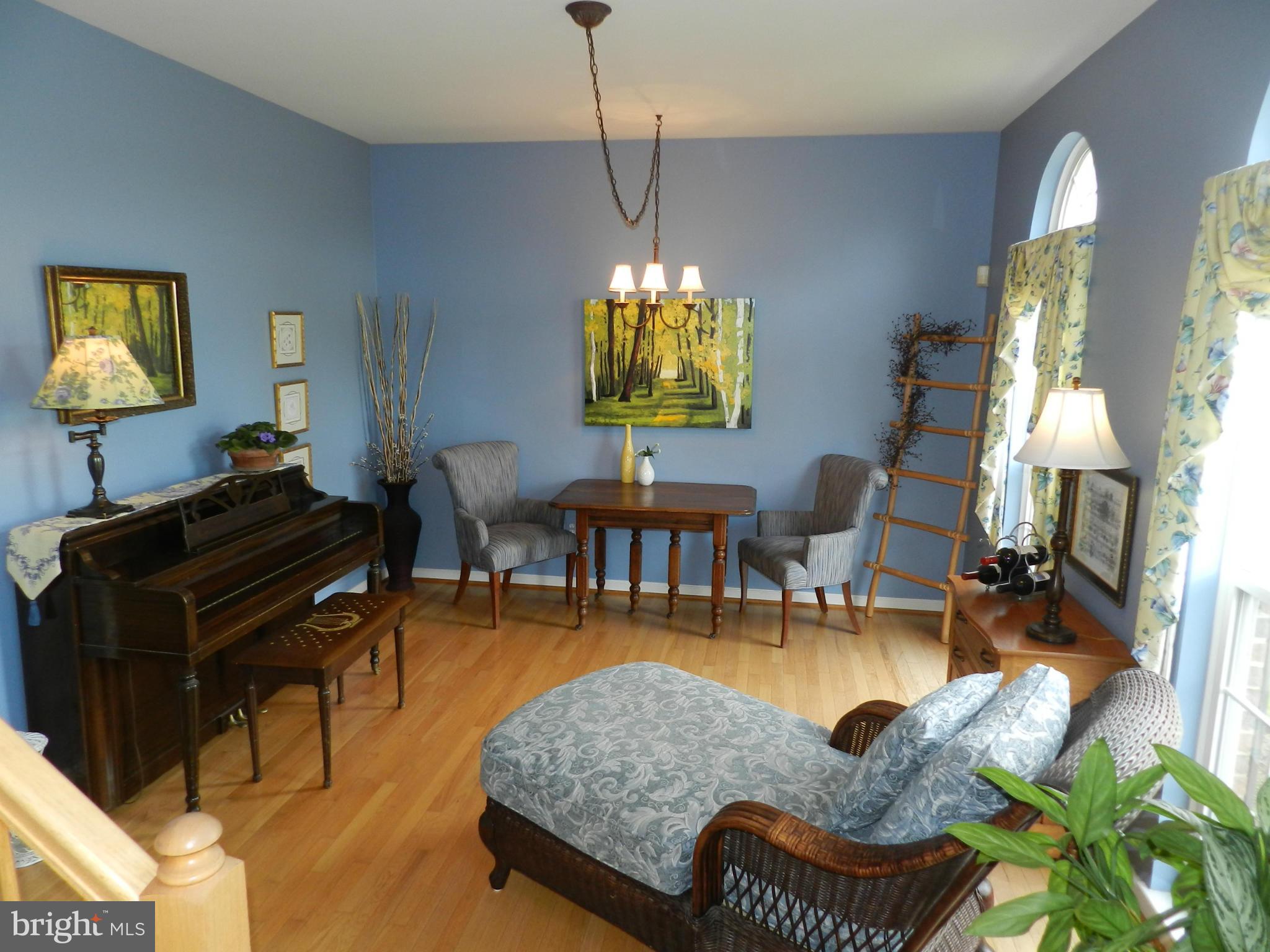 HUNTERS RUN - Residential