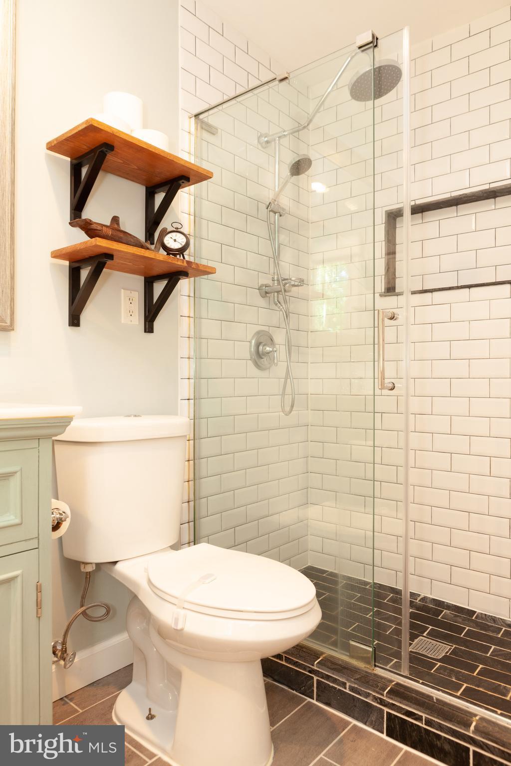 SLEEPY HOLLOW RUN - Residential Lease