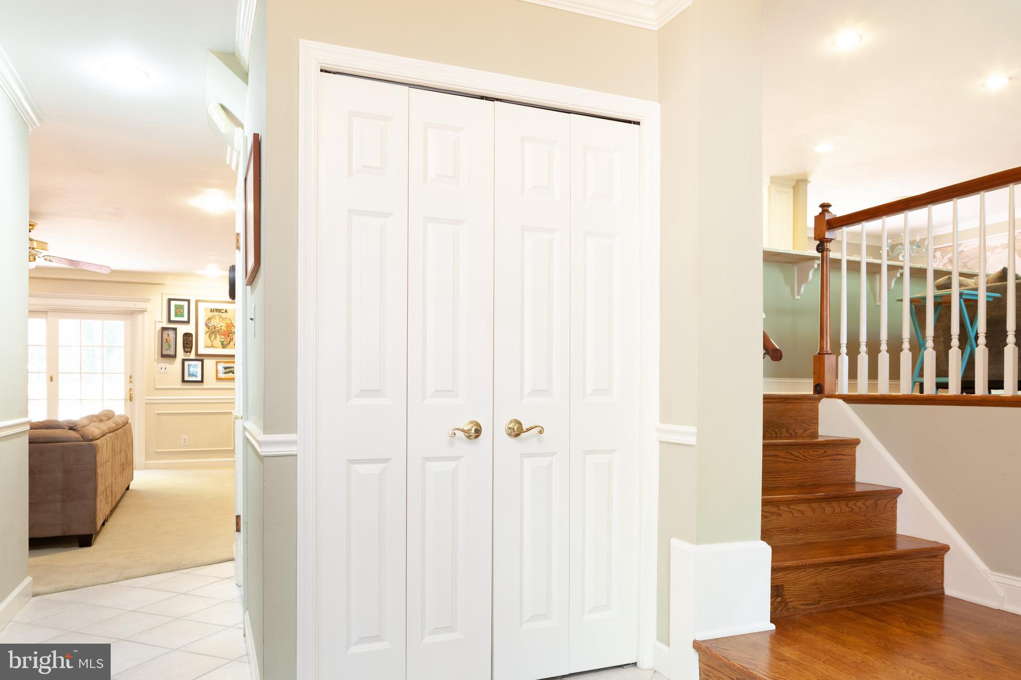 SLEEPY HOLLOW RUN - Residential Lease