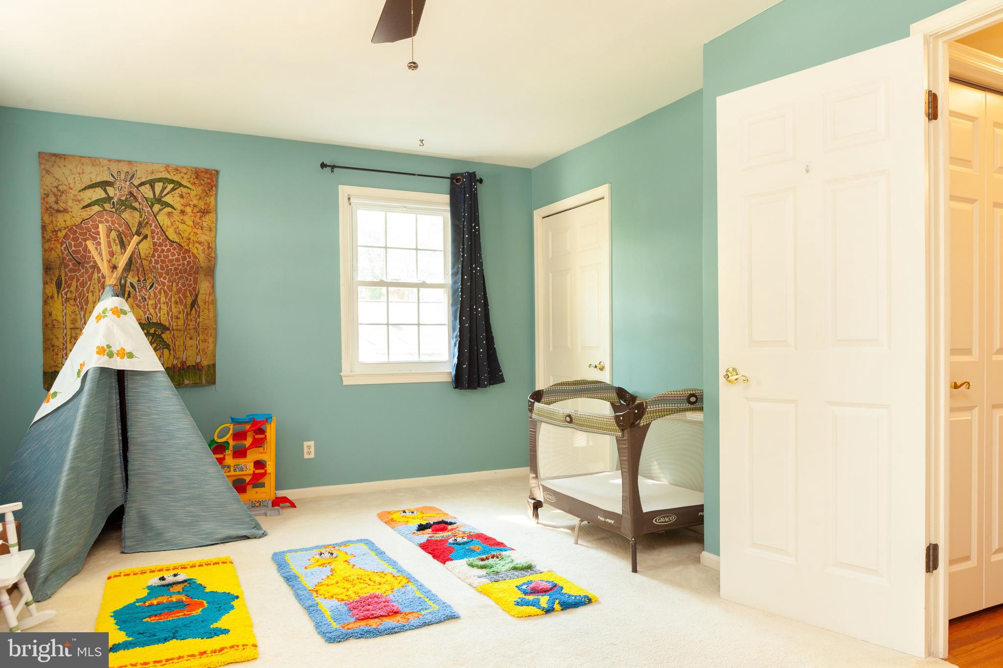 SLEEPY HOLLOW RUN - Residential Lease