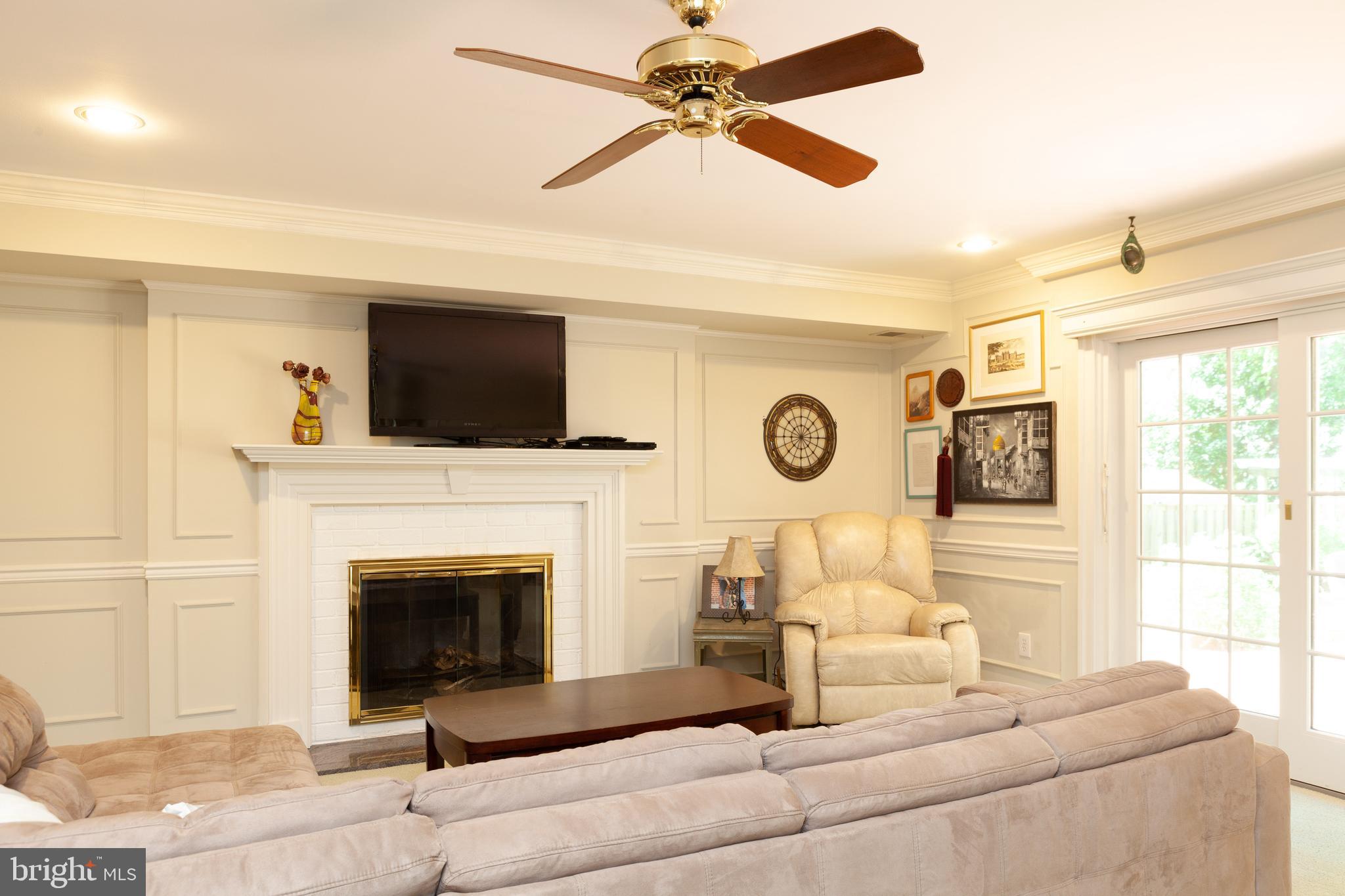 SLEEPY HOLLOW RUN - Residential Lease