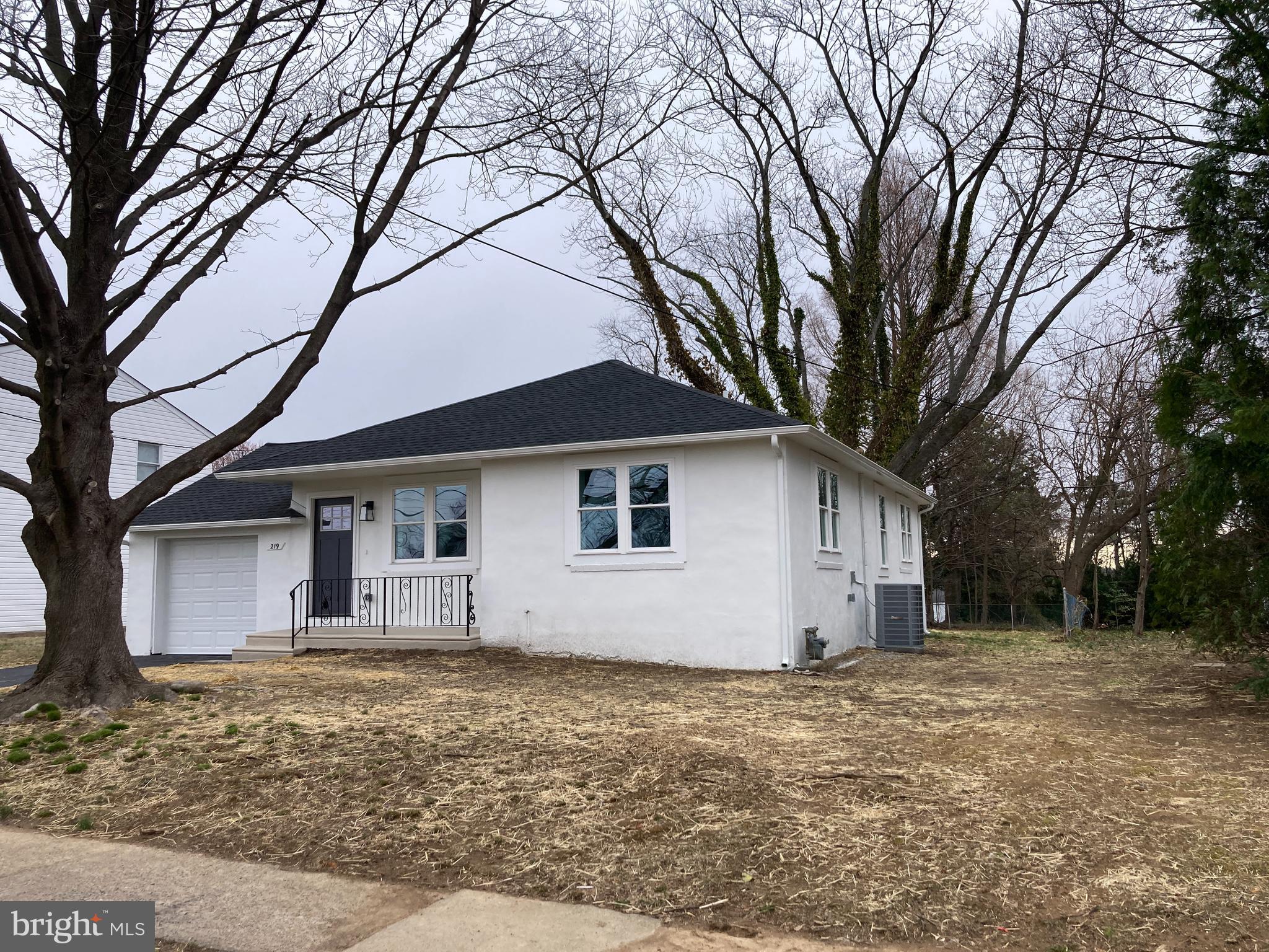 WILLOW GROVE - Residential