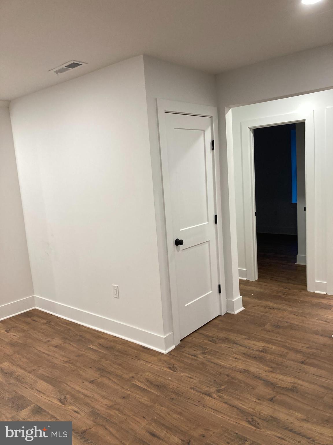 WILLOW GROVE - Residential