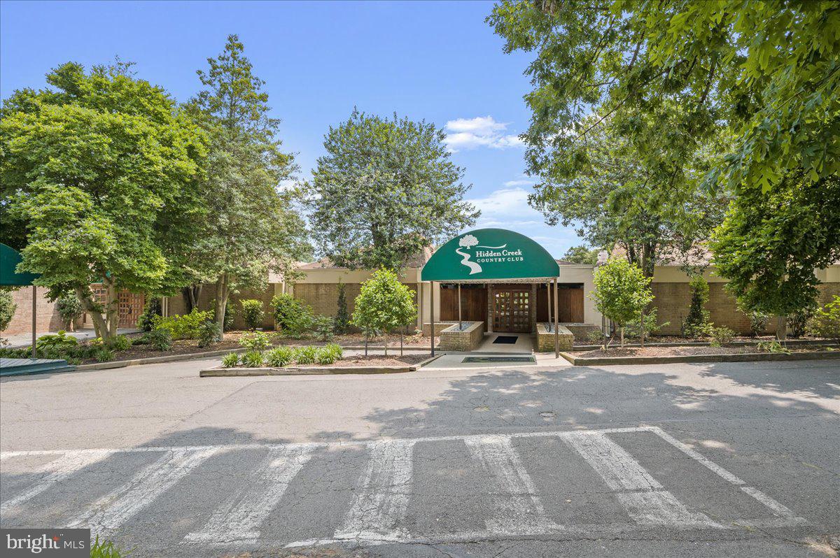 CHESTNUT GROVE - Residential Lease