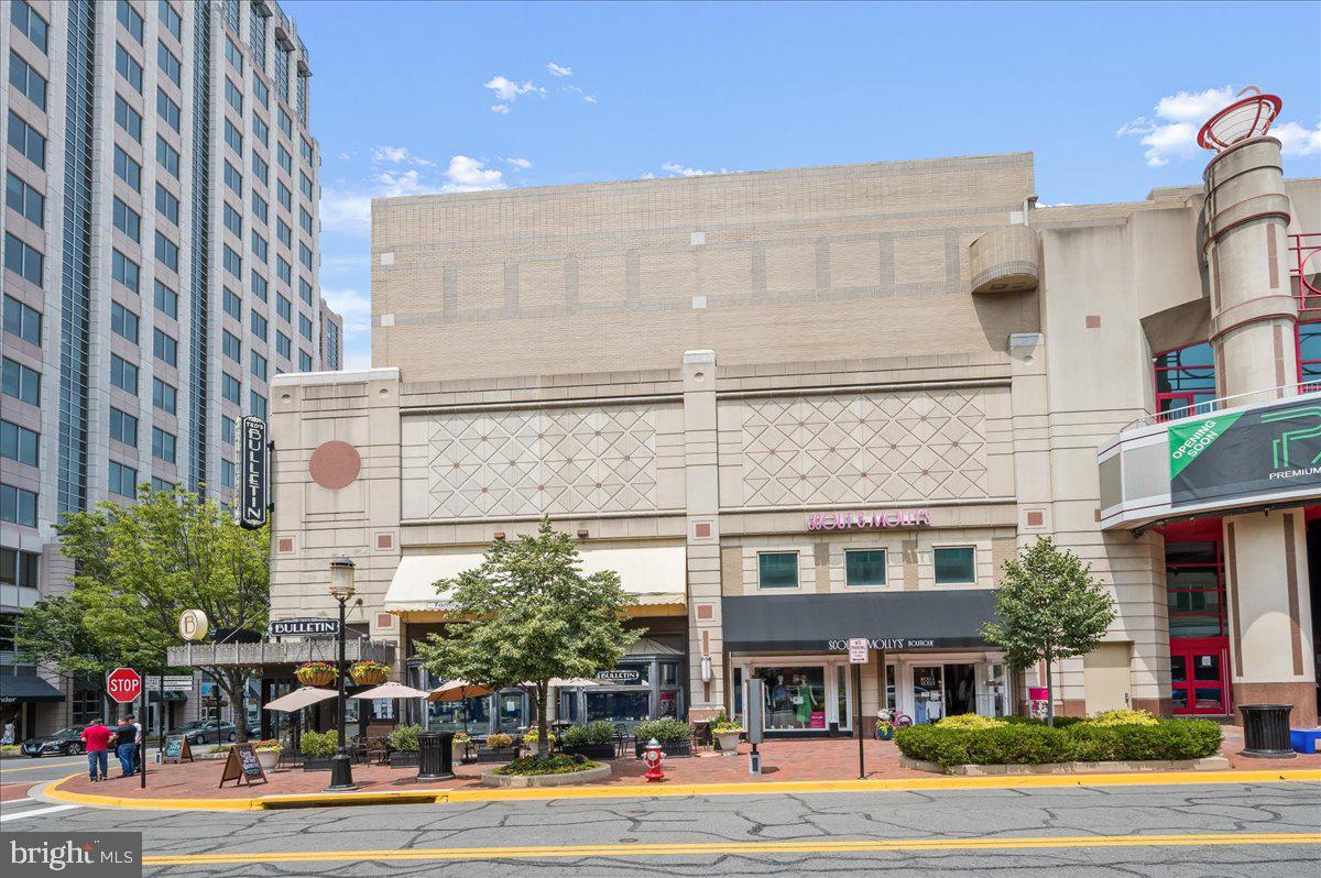 CHESTNUT GROVE - Residential Lease