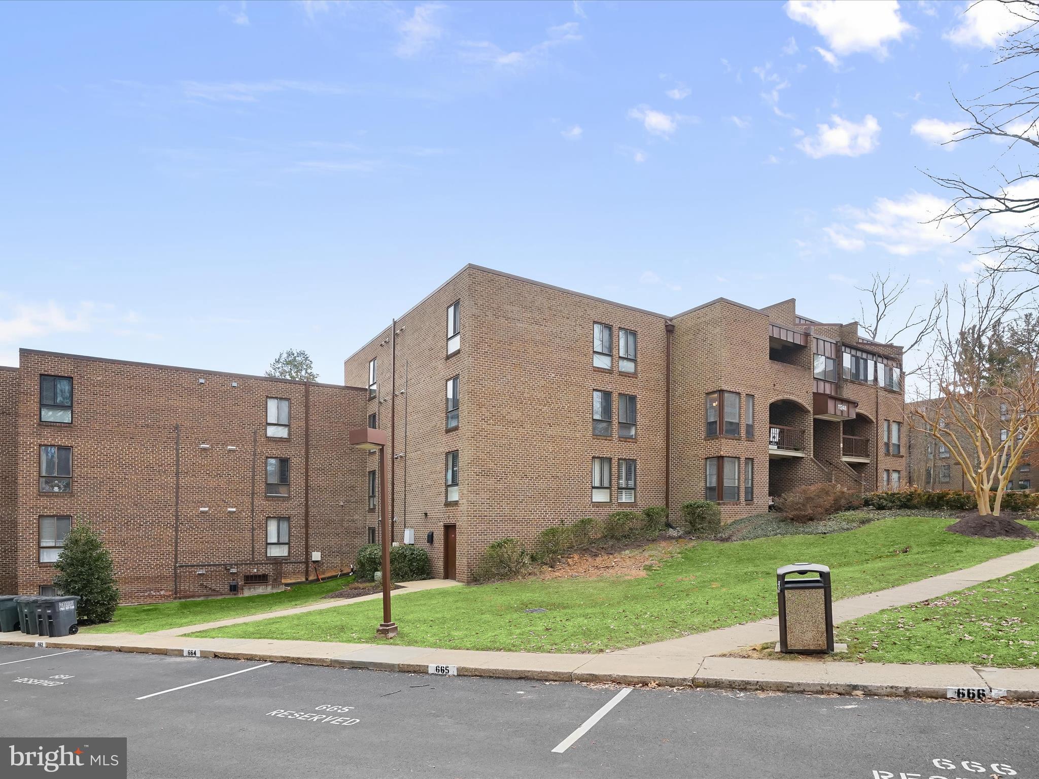 CHESTNUT GROVE - Residential Lease