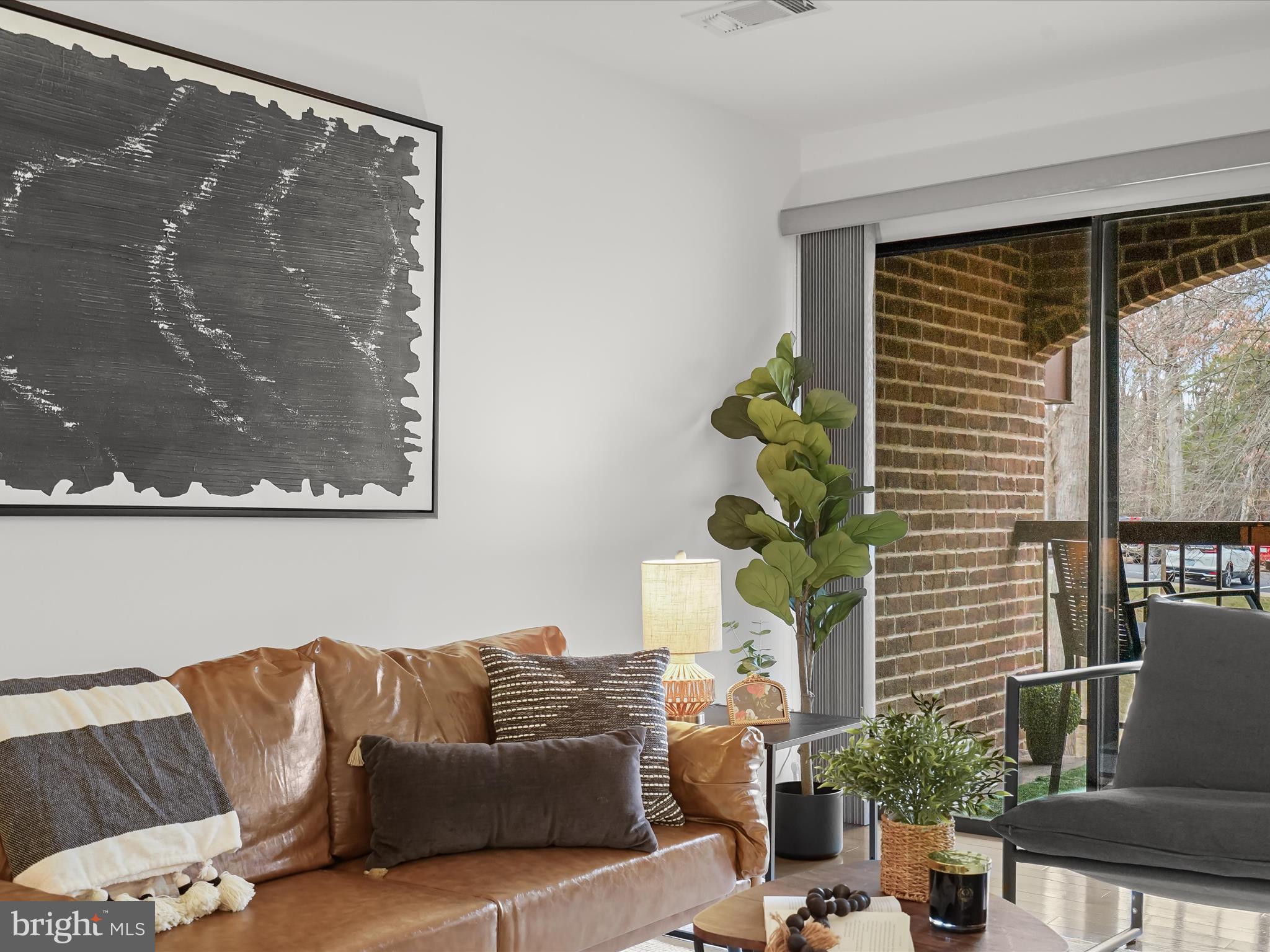 CHESTNUT GROVE - Residential Lease