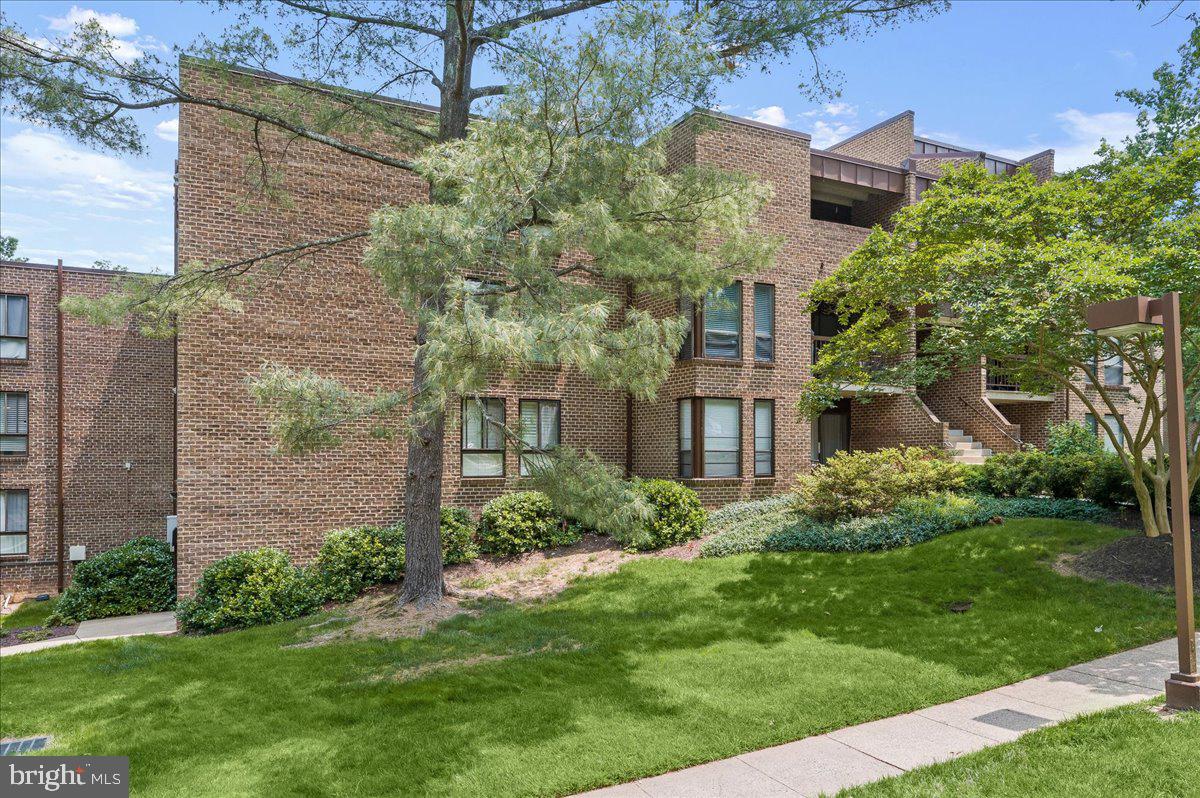 CHESTNUT GROVE - Residential Lease