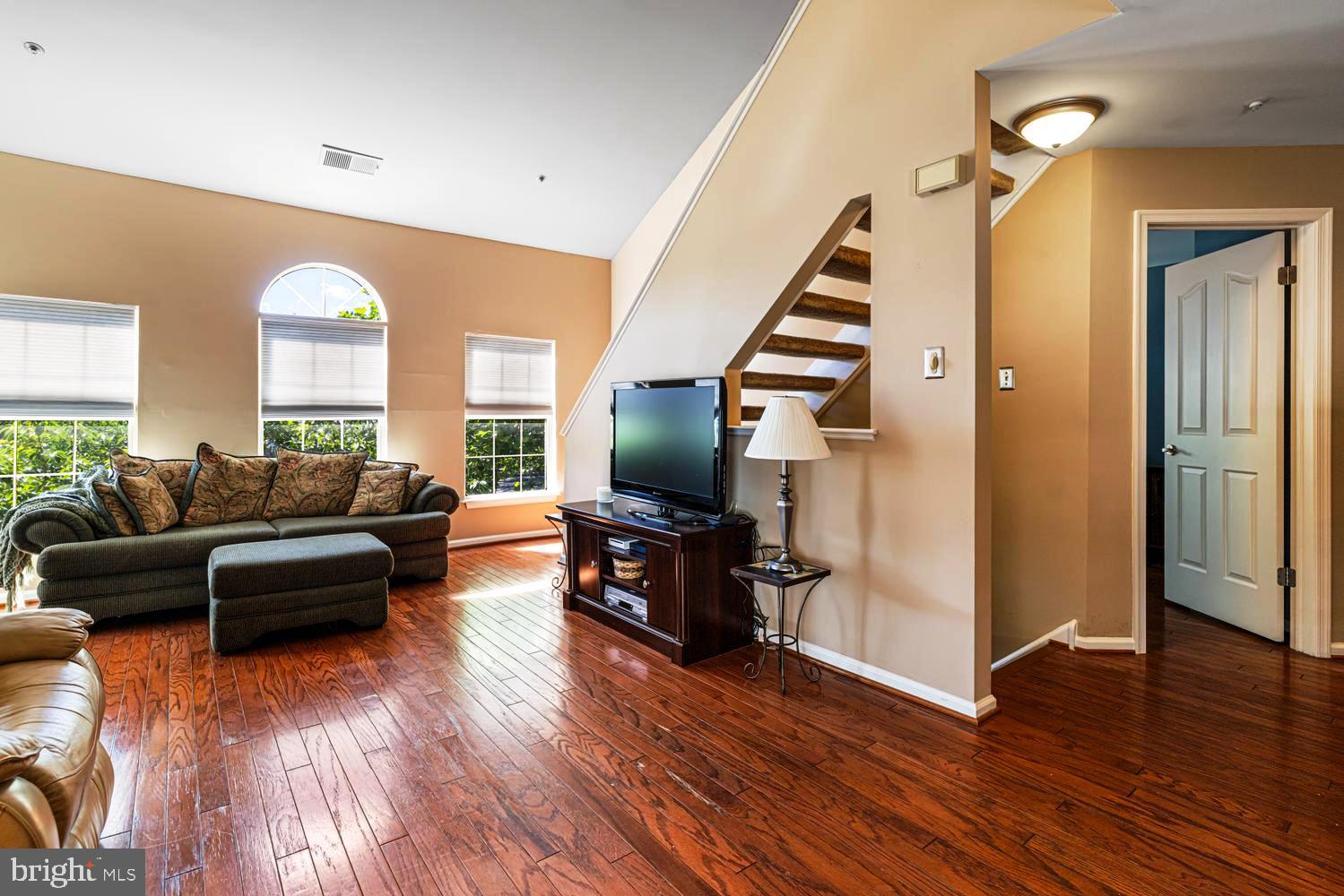 306 REMINGTON COURT