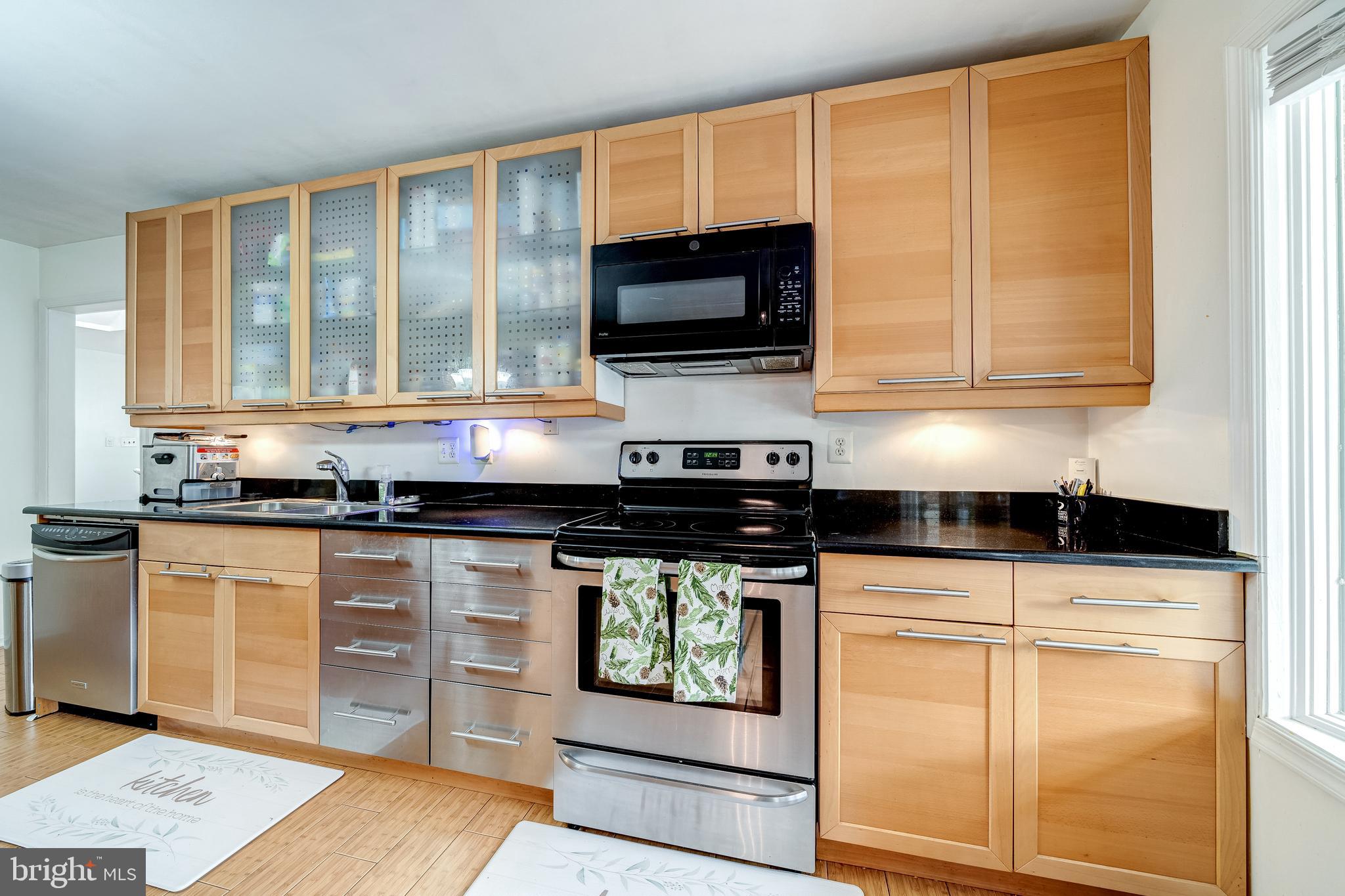 SENECA HILLS - Residential