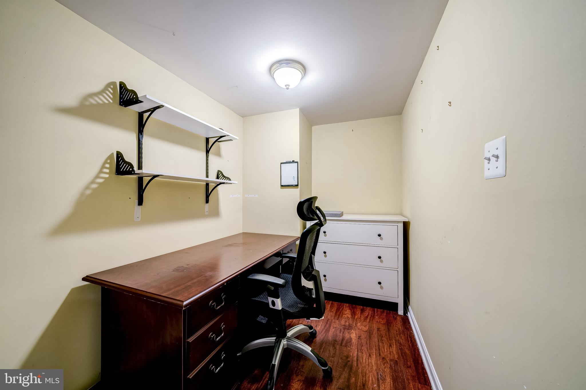 SENECA HILLS - Residential