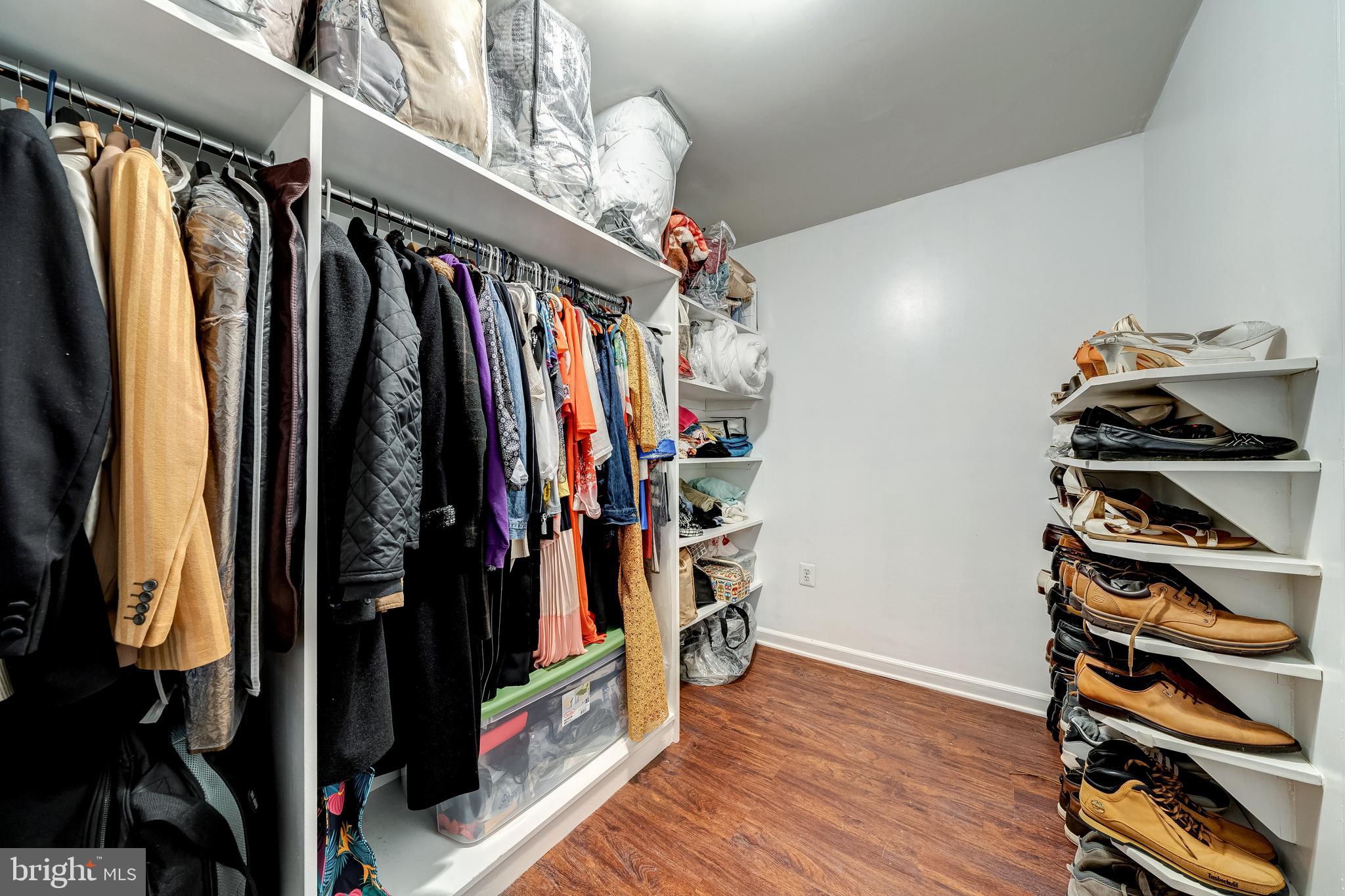 SENECA HILLS - Residential