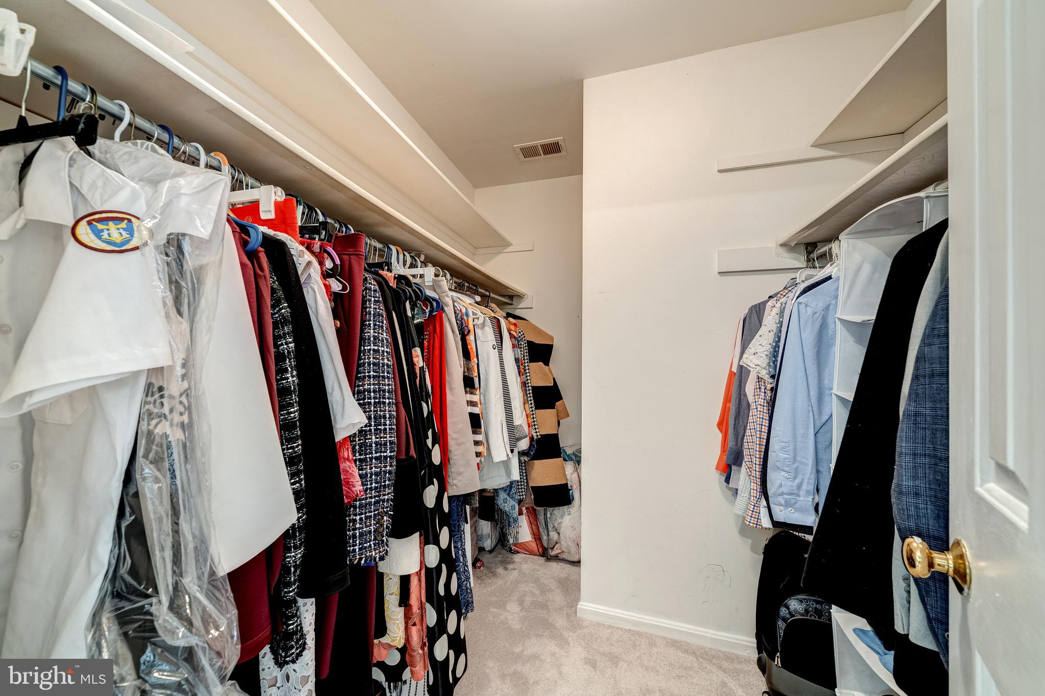 SENECA HILLS - Residential