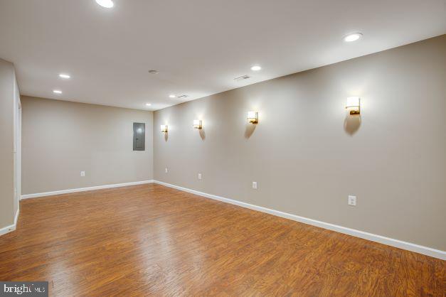 VILLAGE OF IDLEWILD - Residential Lease