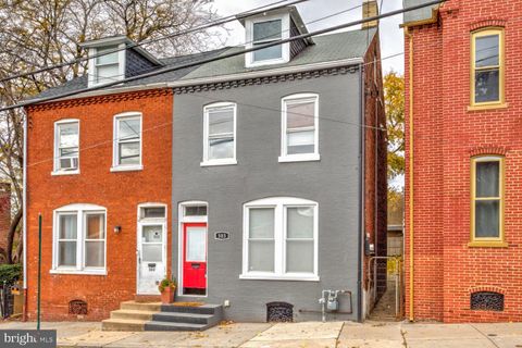 Photo of 503 W Vine St, LANCASTER, PA 17603 (MLS # PALA2078444)