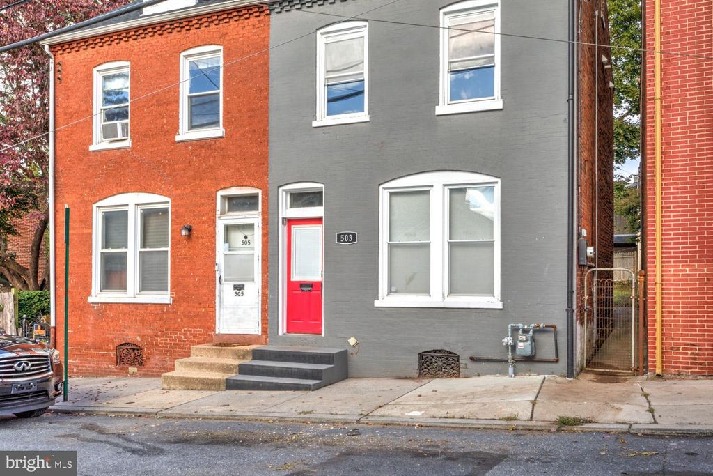 Photo of 503 W Vine St, LANCASTER, PA 17603 (MLS # PALA2078444)