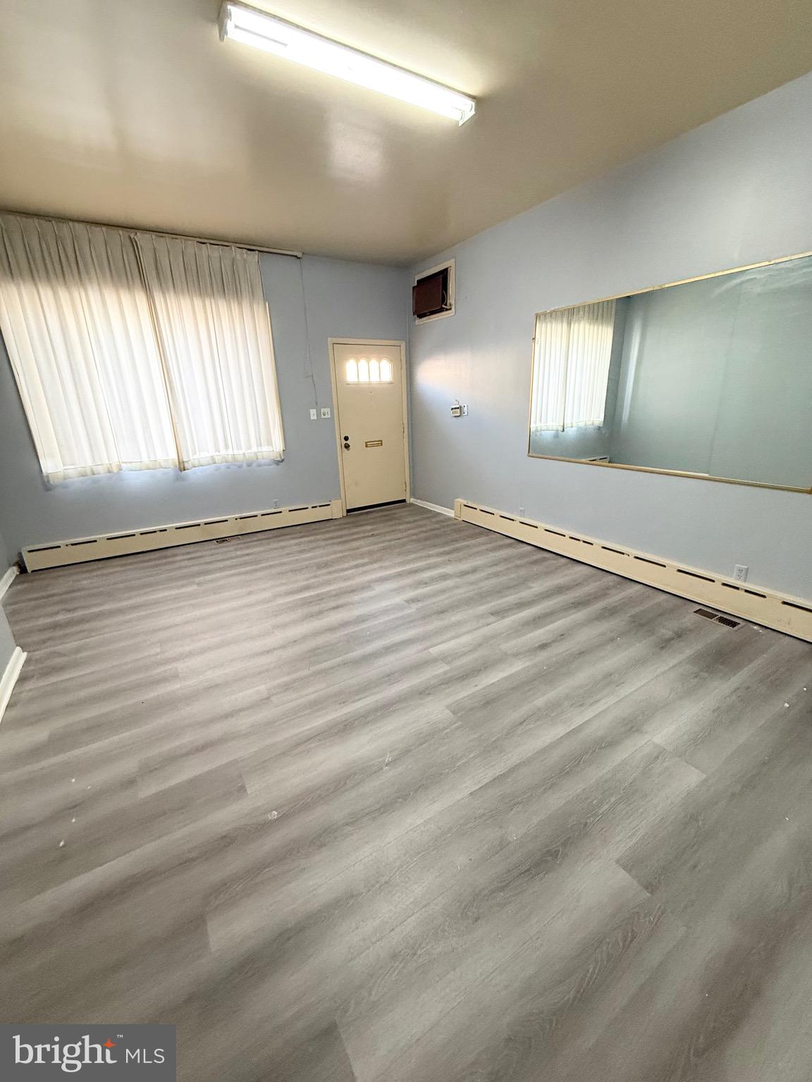 GIRARD ESTATES - Residential Income