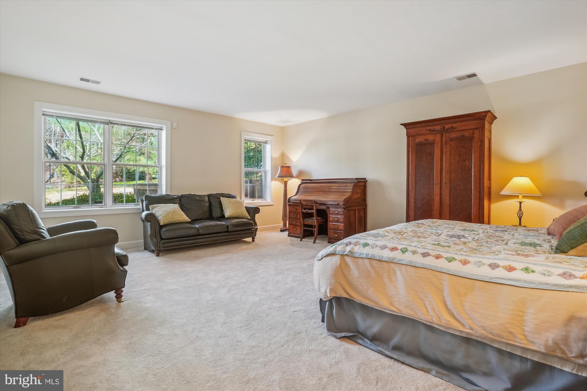 SOLITAIRE - Residential