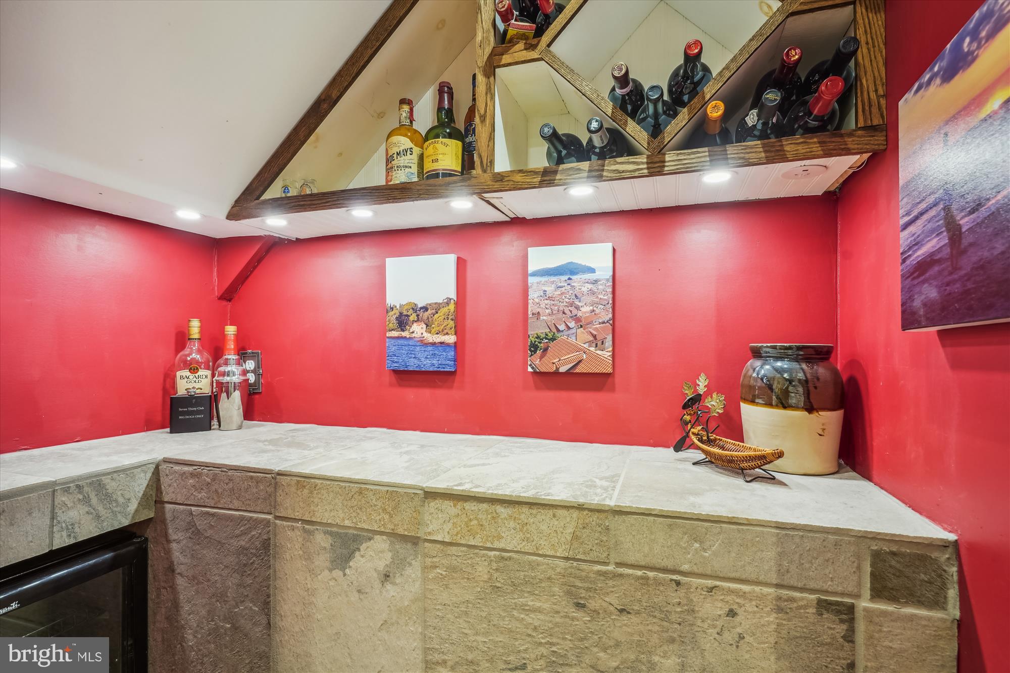 SOLITAIRE - Residential