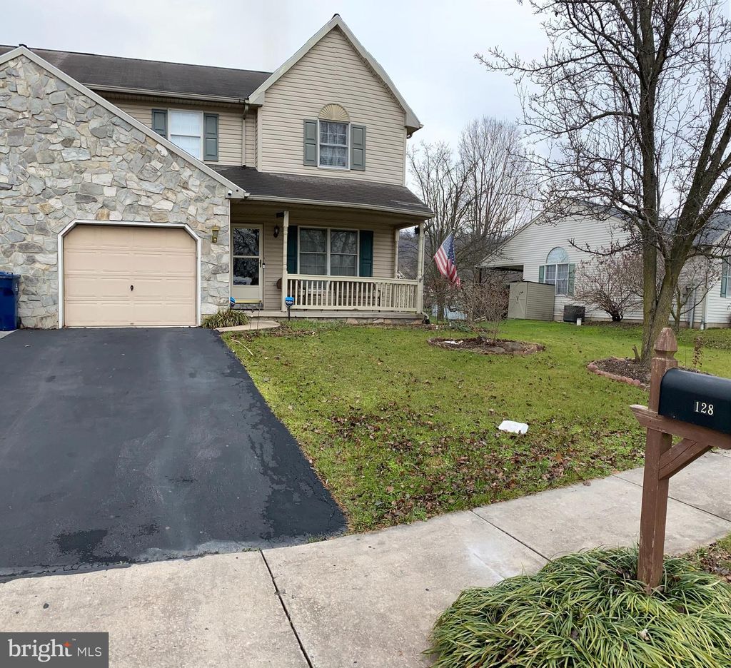 Photo of 128 ABBEY LN, NARVON, PA 17555 (MLS # PALA2028770)