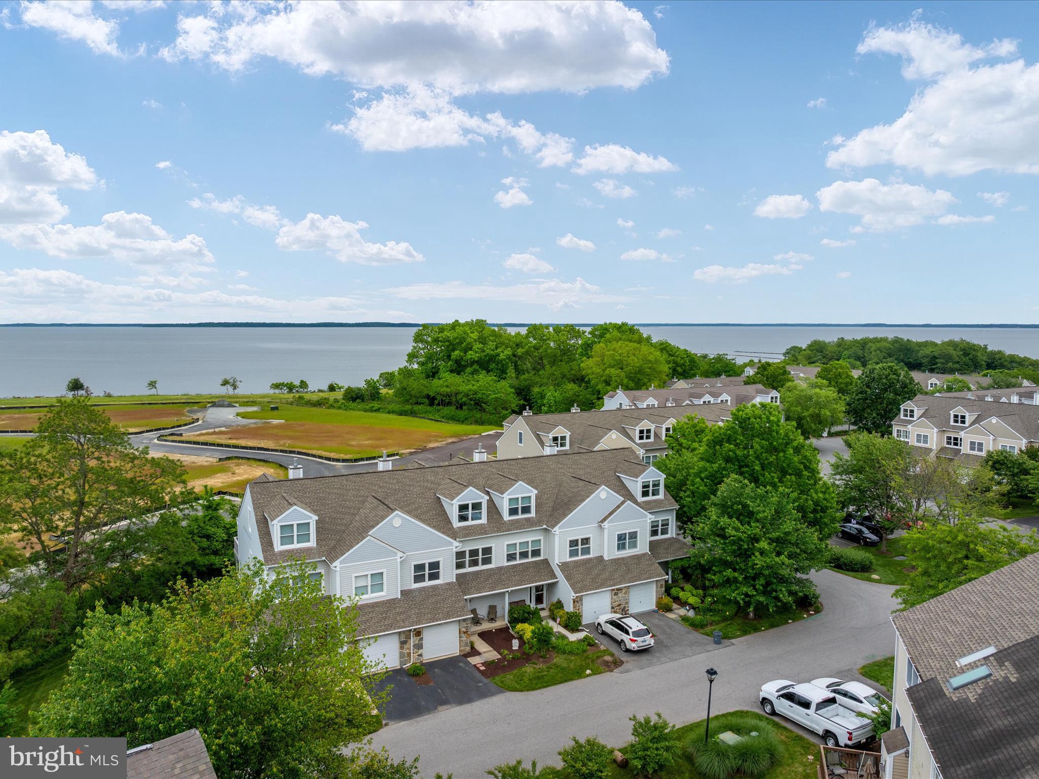 BAYSIDE MARINA - Residential