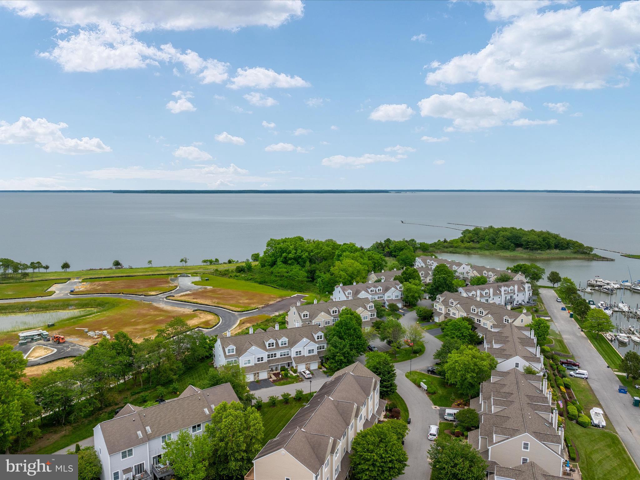 BAYSIDE MARINA - Residential