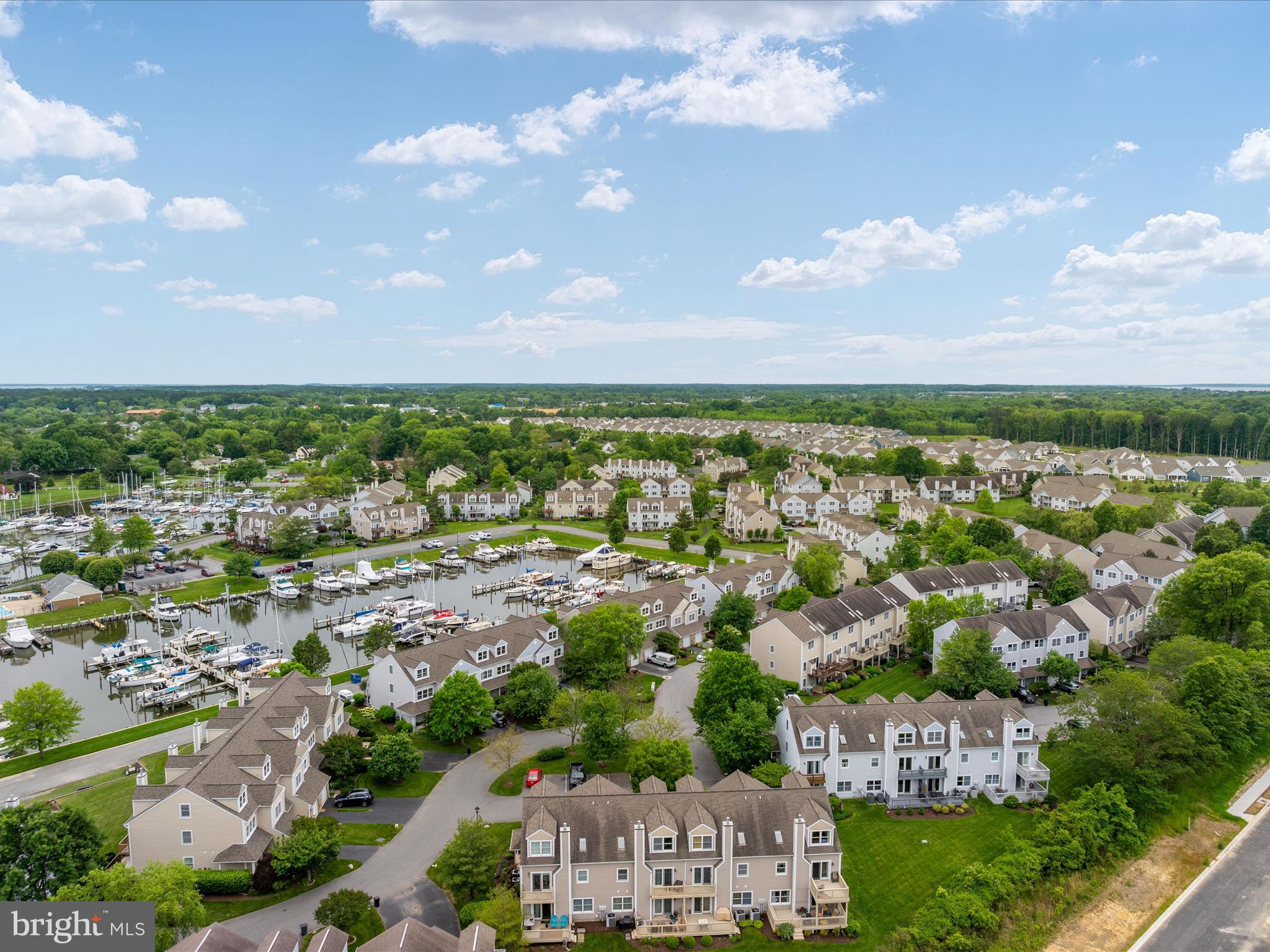 BAYSIDE MARINA - Residential